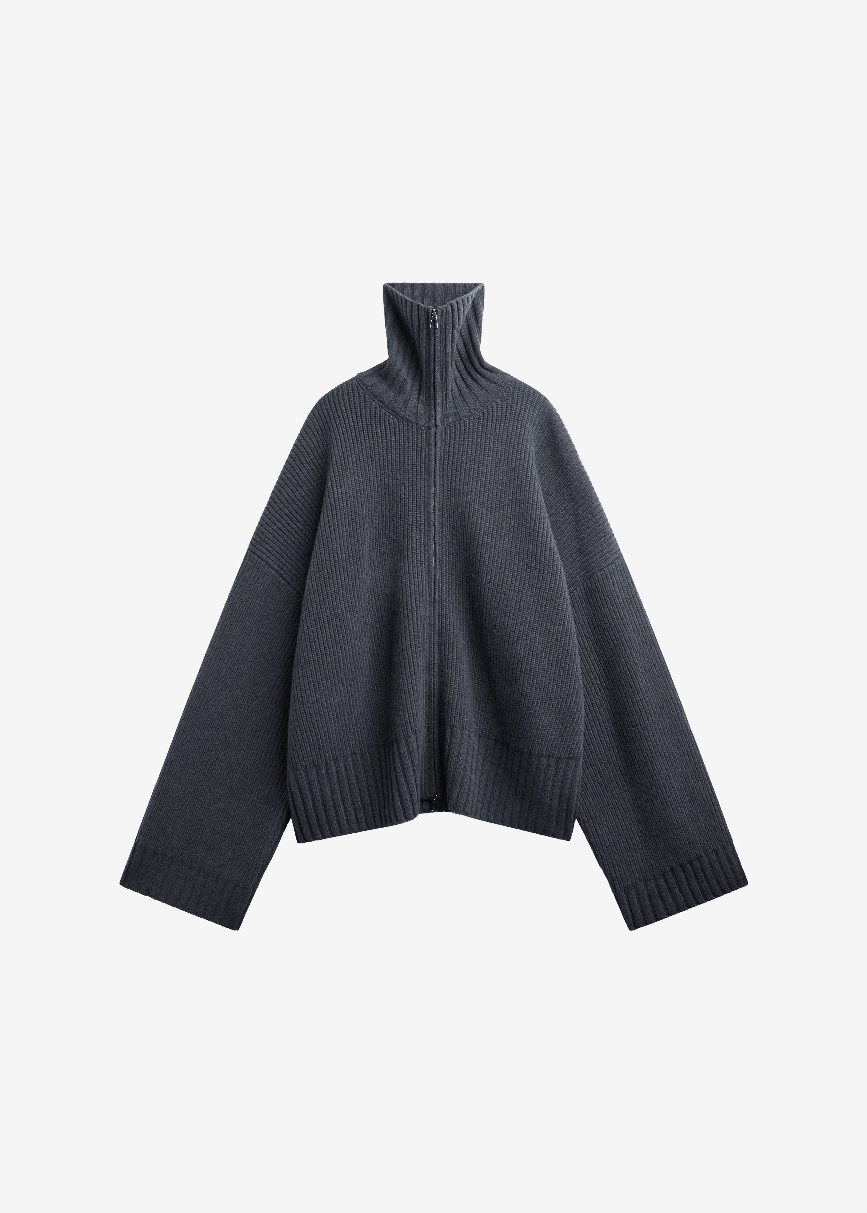 Veda Oversized Zip-Up Cardigan - Charcoal – The Frankie Shop Europe
