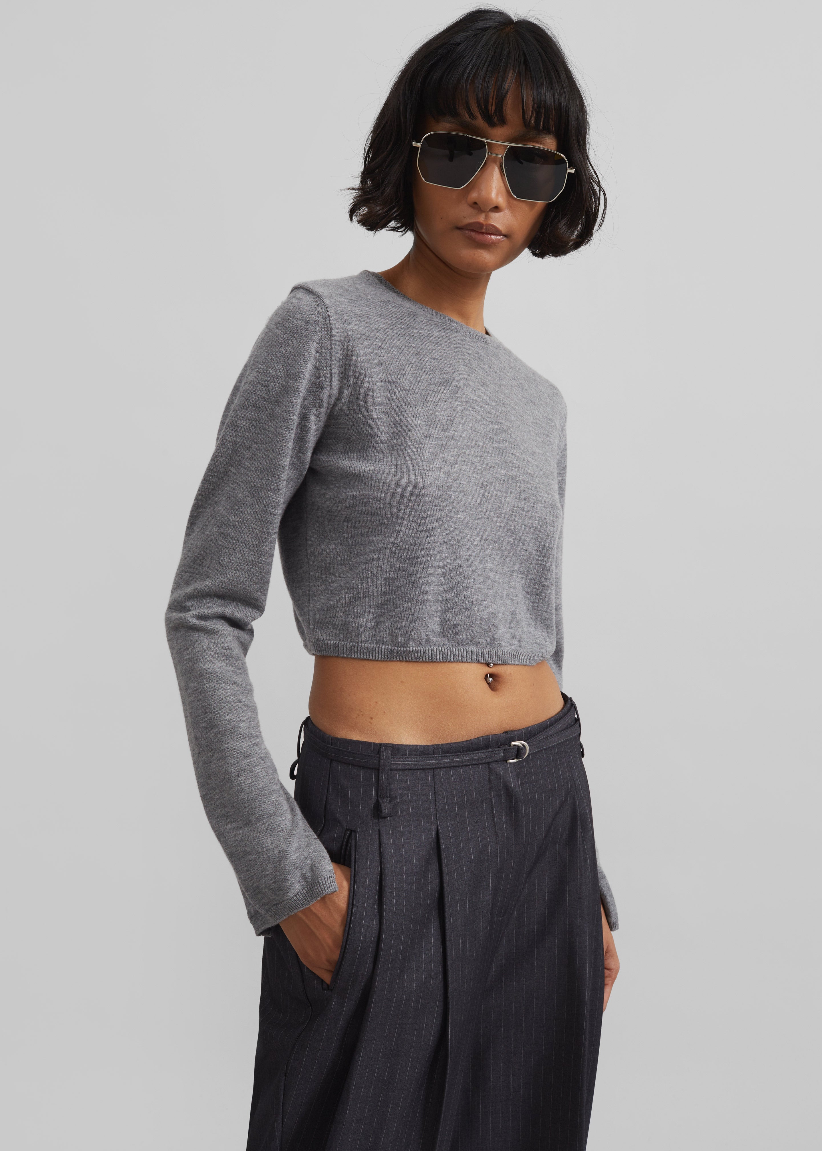 Veer Zip Cropped Sweater - Grey - 5