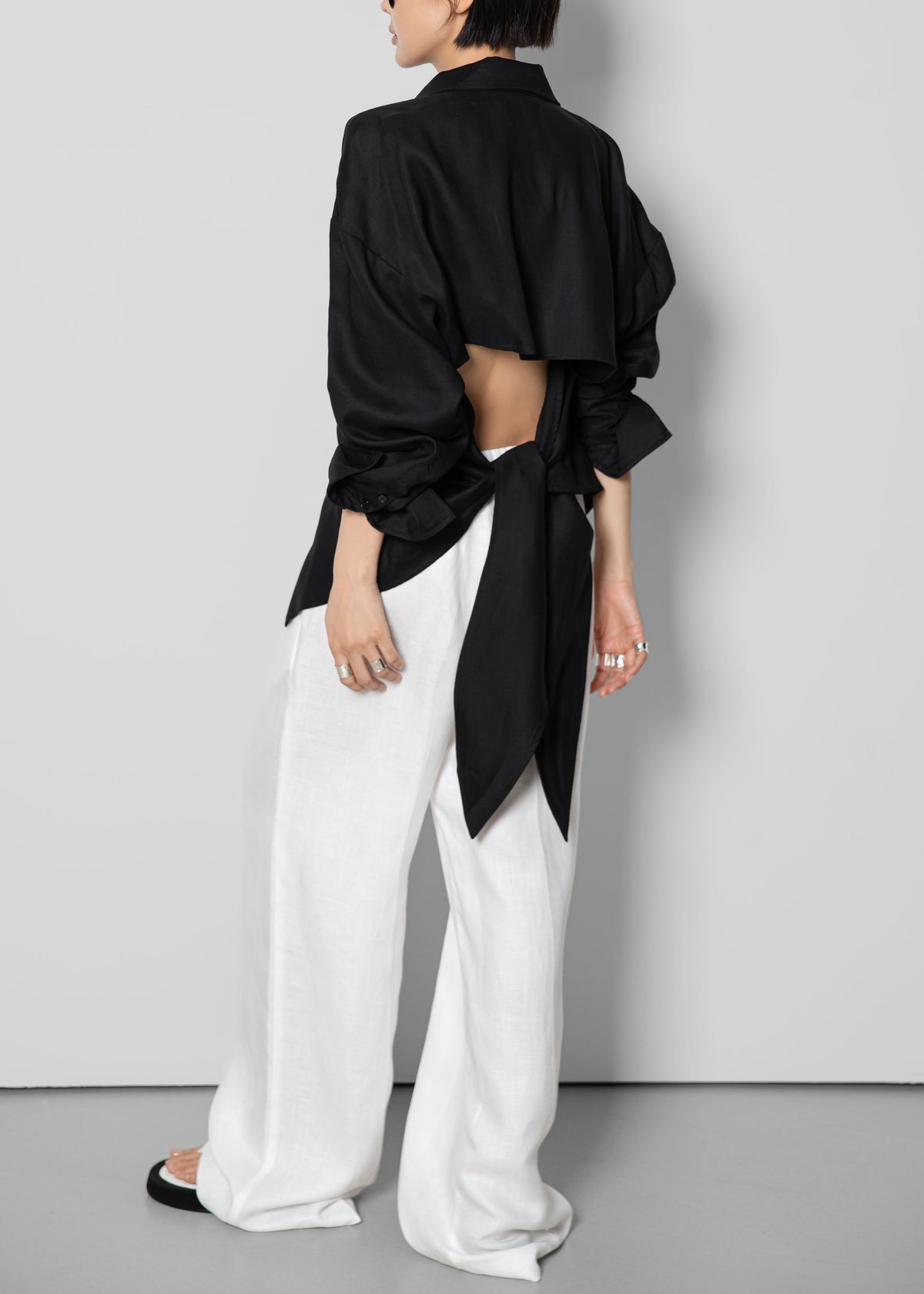 Velia Cut-Out Back Shirt - Black - 5
