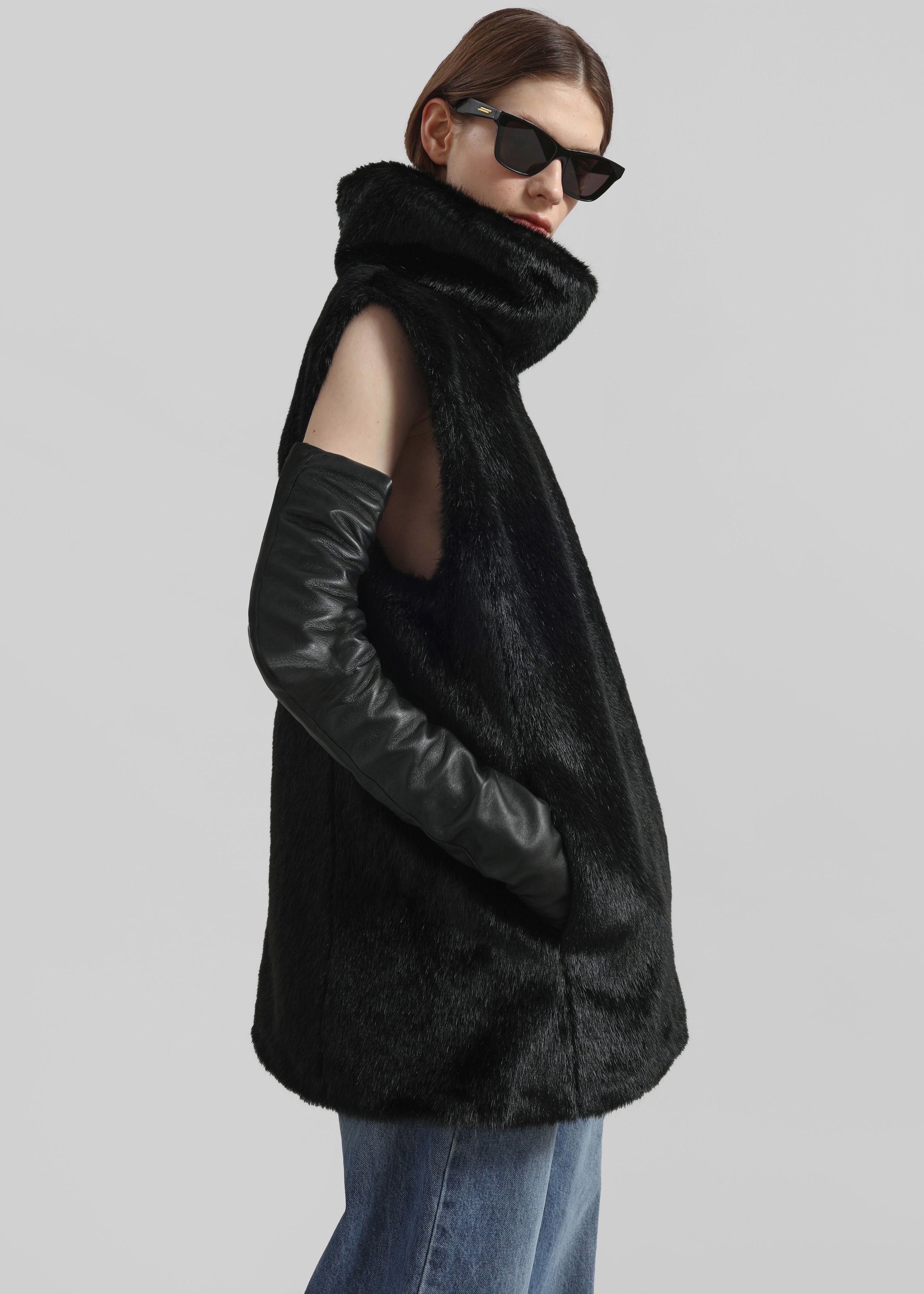 Veneto Long Leather Gloves - Black - 3