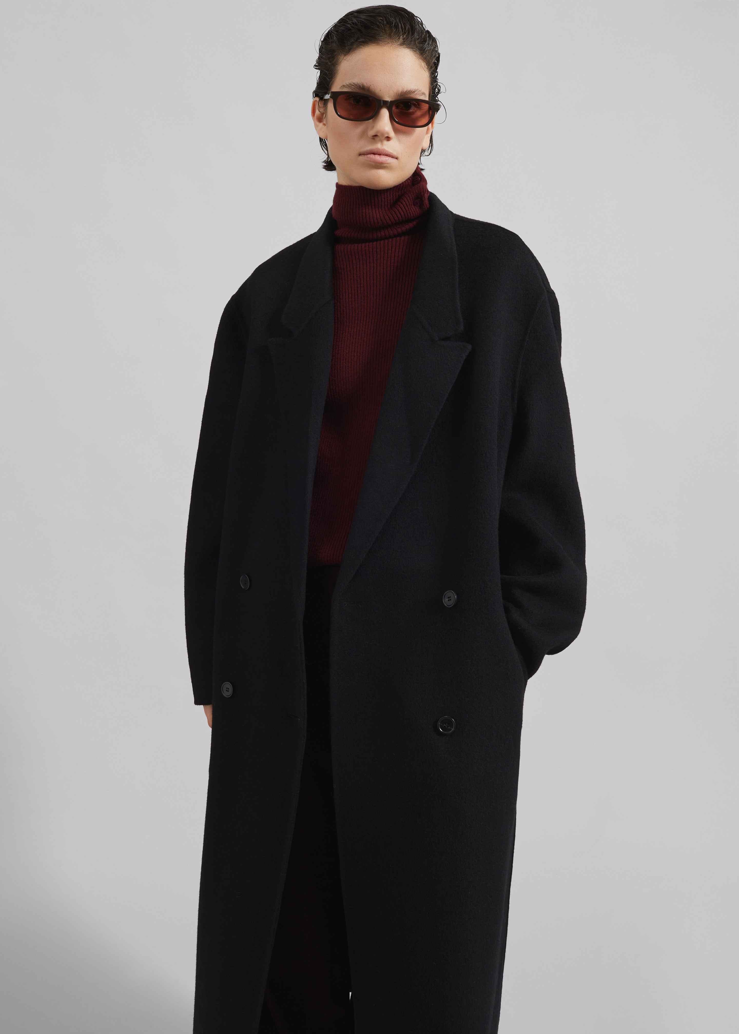 Veonce Oversized Wool Coat - Black - 3