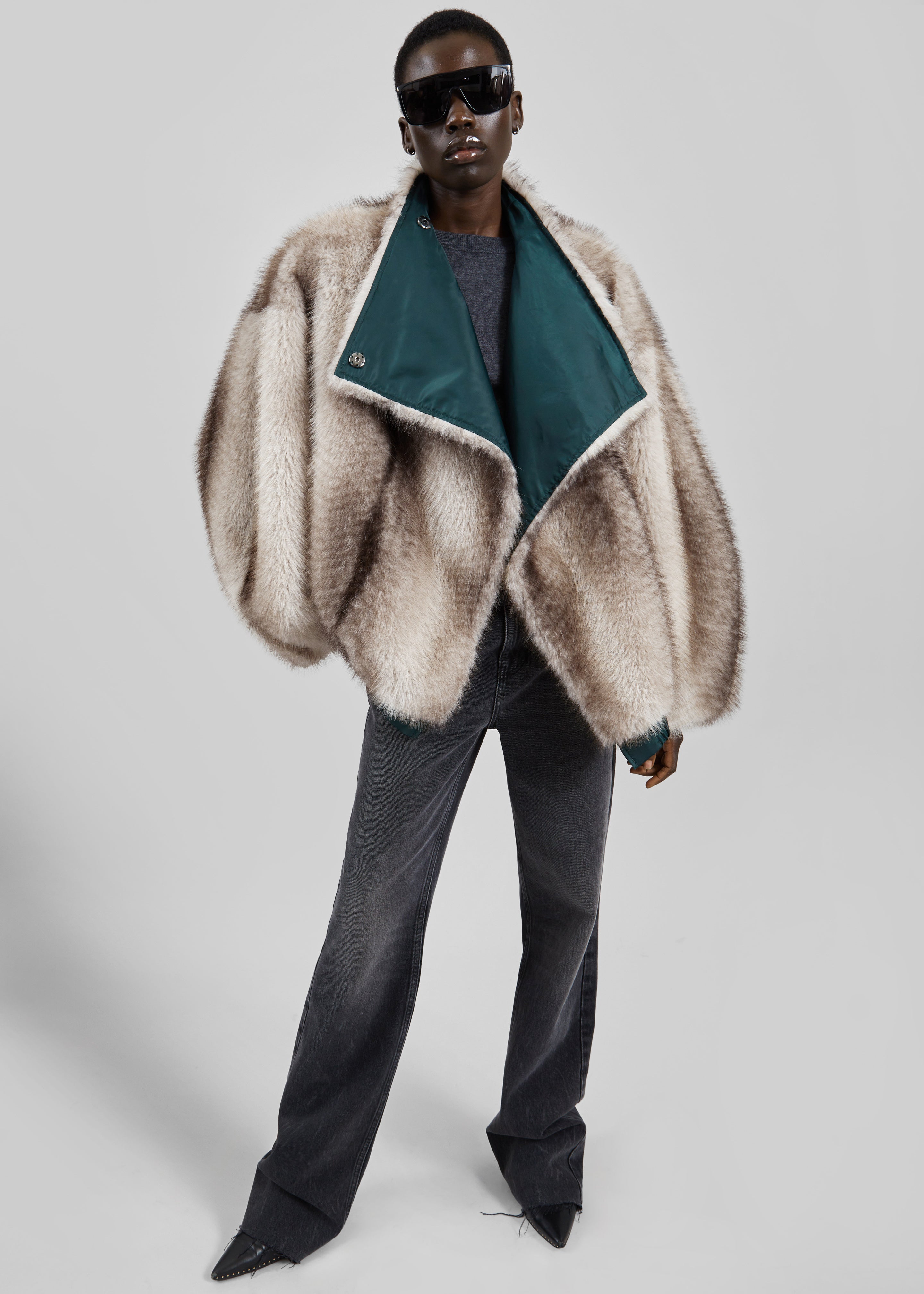 Vera Faux Fur Reversible Short Coat - Beige/Green - 5