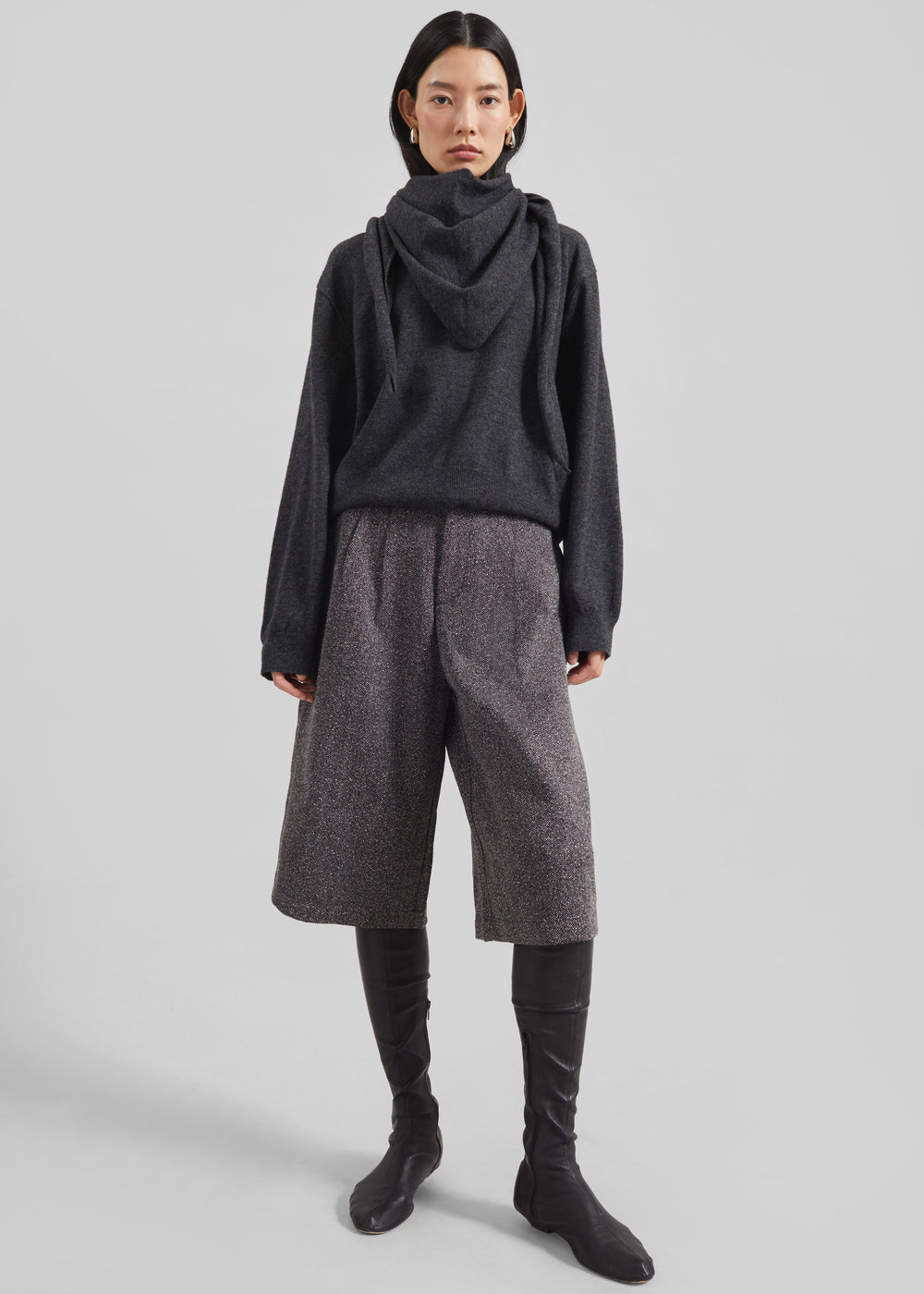 Vermont Scarf Sweater - Charcoal
