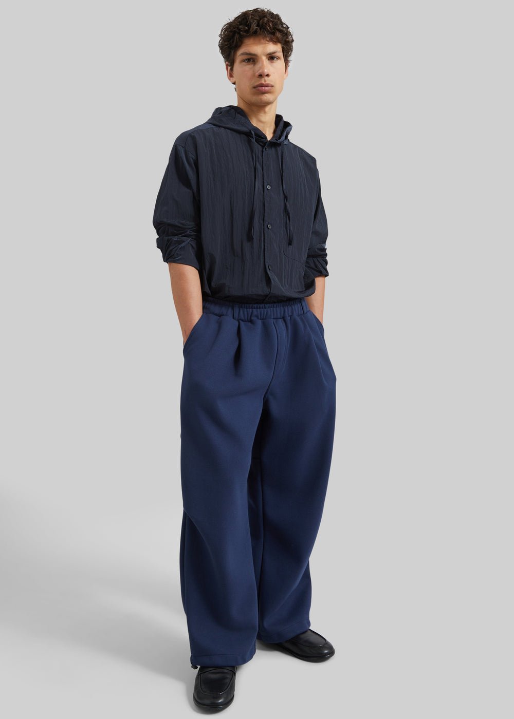 Vetigny Drawstring Pleated Sweatpants - Navy - 1