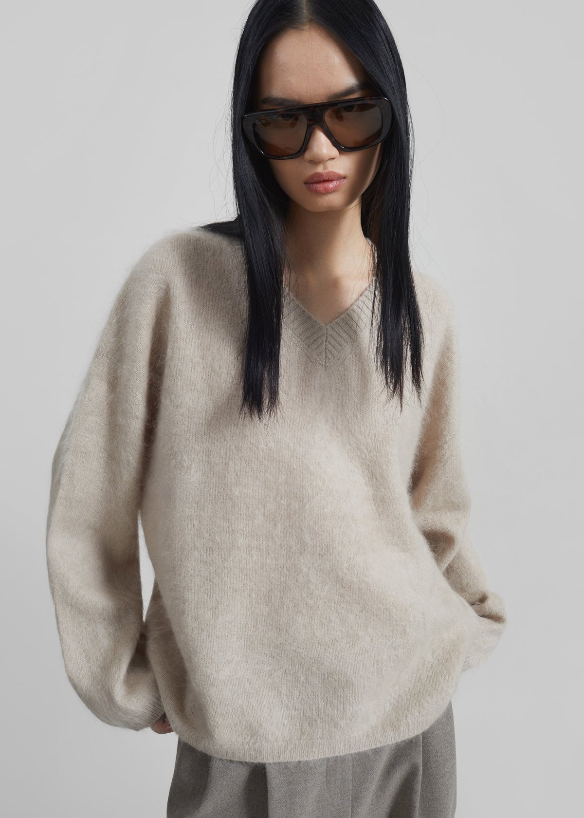 Vilhena Wool Fuzzy V-Neck Sweater - Beige - 1