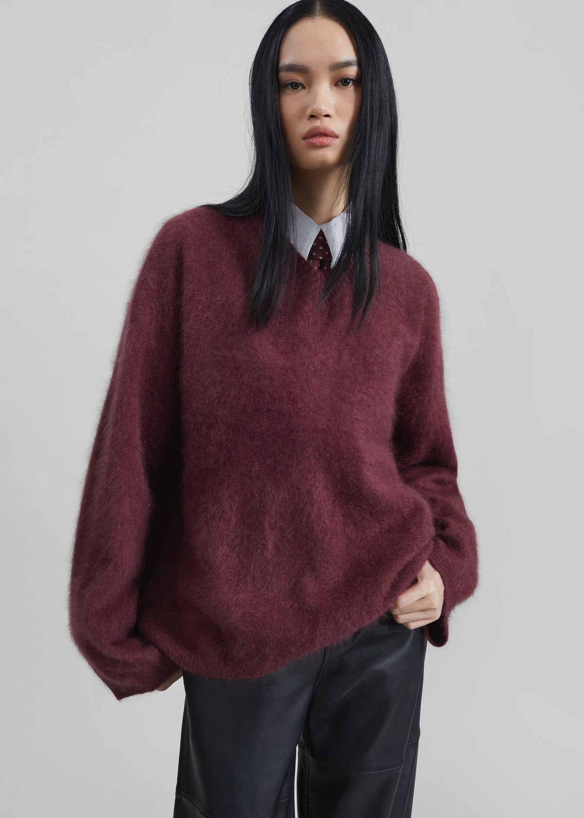 Vilhena Wool Fuzzy V-Neck Sweater - Burgundy - 1