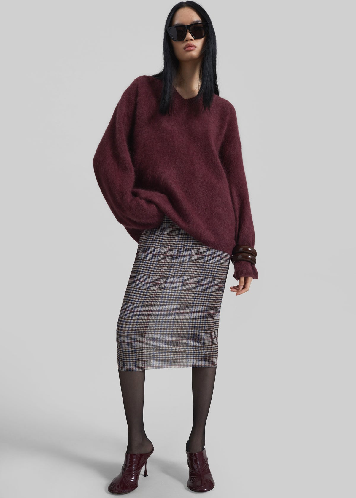 Vilhena Wool Fuzzy V-Neck Sweater - Burgundy - 10