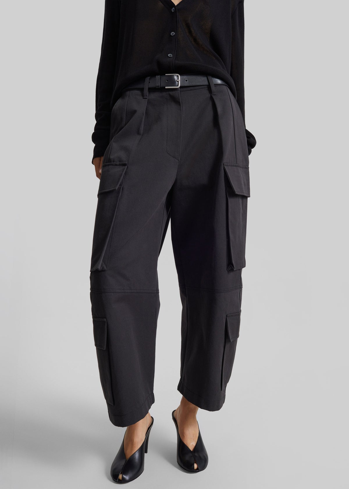Villeron Cropped Cargo Pants - Dark Grey - 7