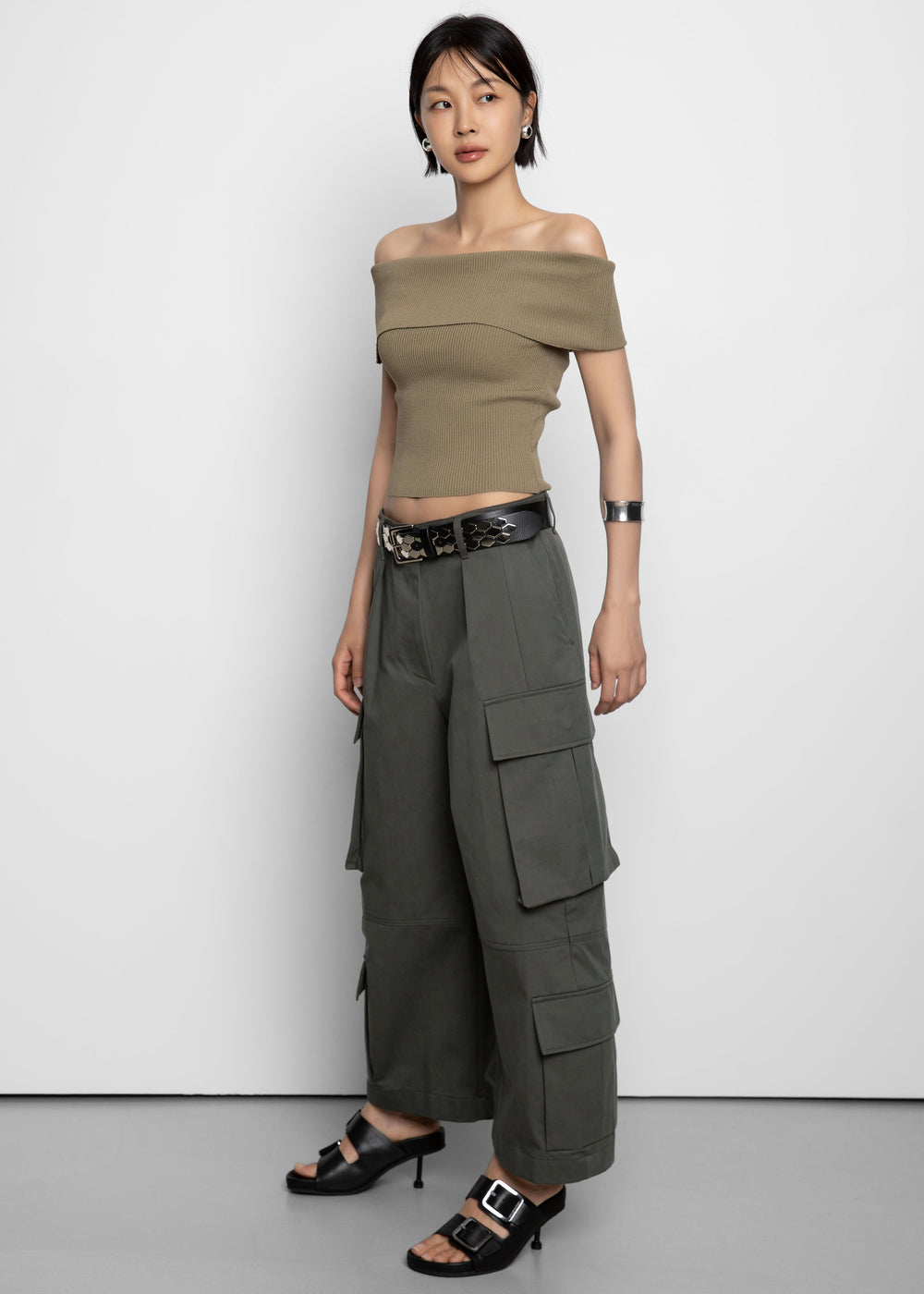 Villeron Cropped Cargo Pants - Dark Olive - 1