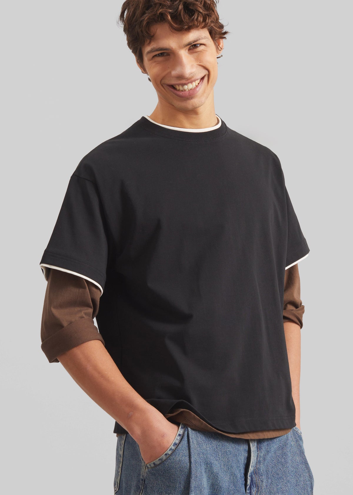 Warem Layer Effect Tee - Black - 5