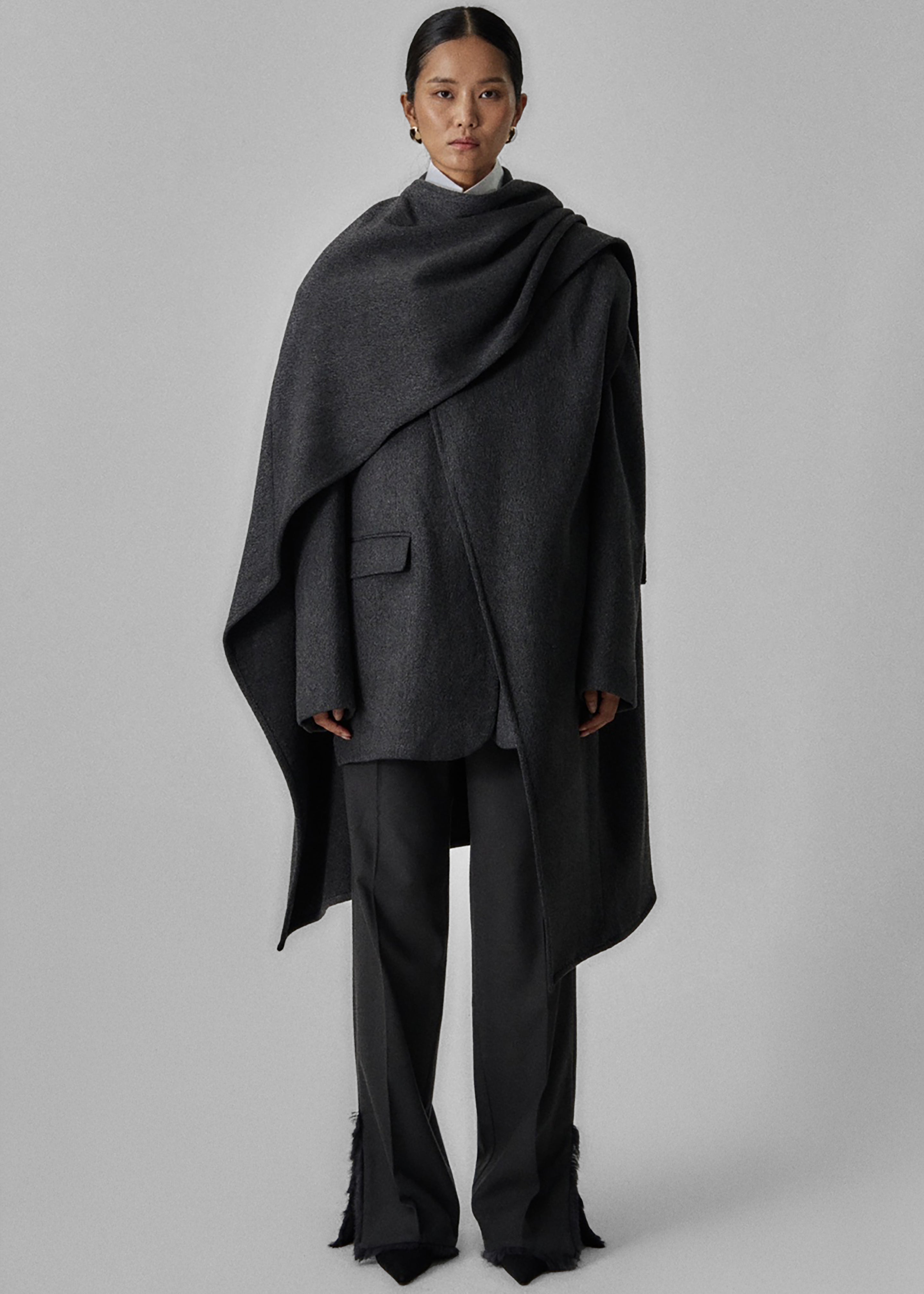 Whisella Cape - Charcoal – The Frankie Shop Europe