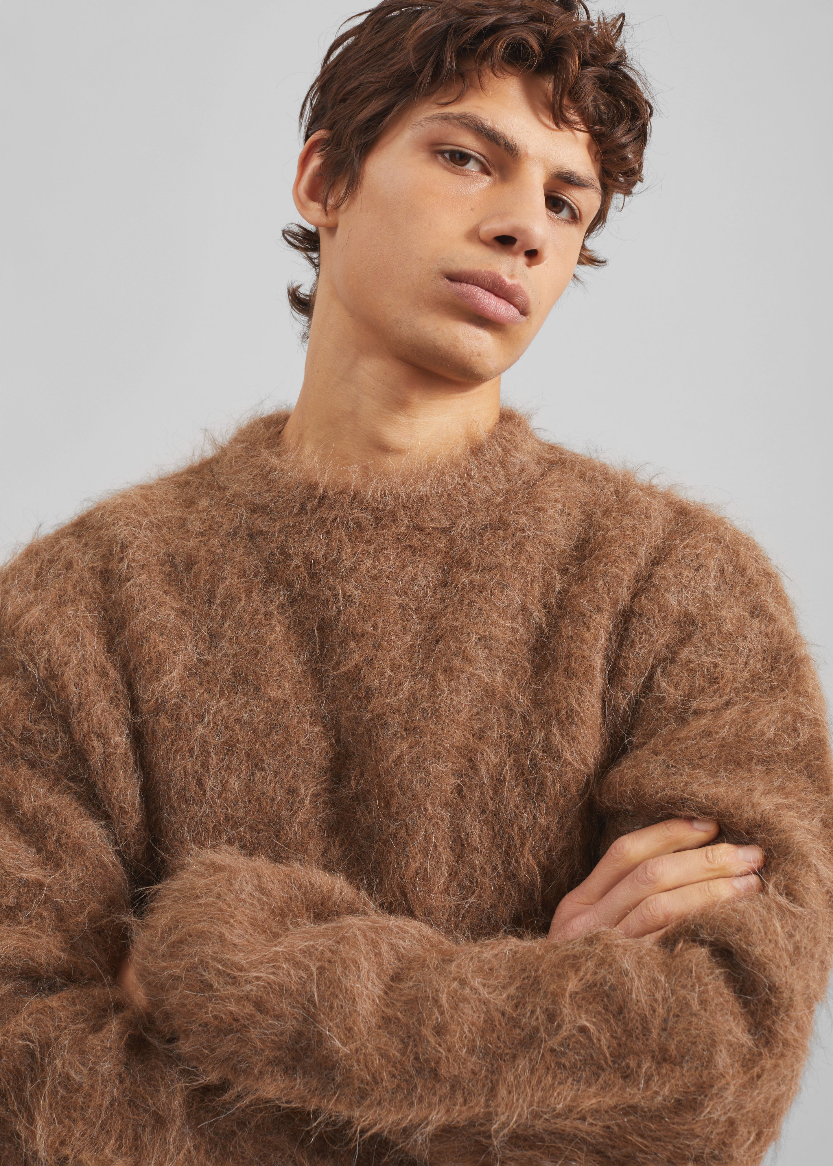 Willy Alpaca Knit Sweater - Dark Taupe – The Frankie Shop Europe