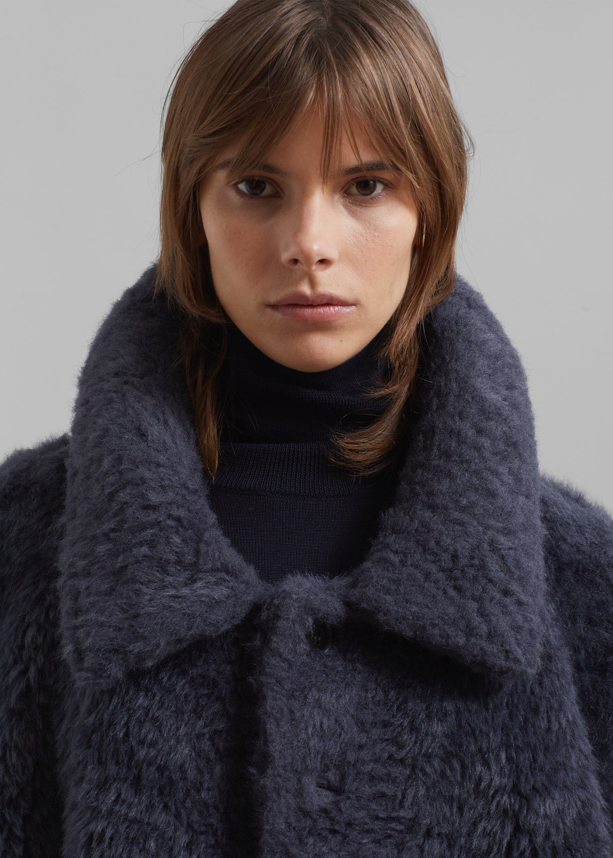 Amomento Fur Mid Coat - Charcoal - 3
