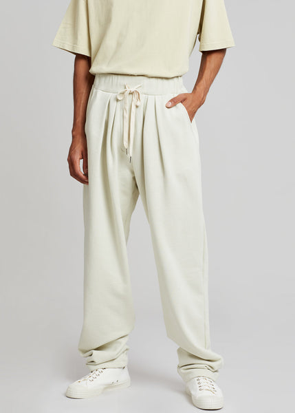 Alec Pleated Jogger Pants - Olive – The Frankie Shop