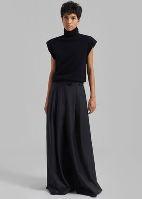 Bevza Square High-Rise Trousers - Black