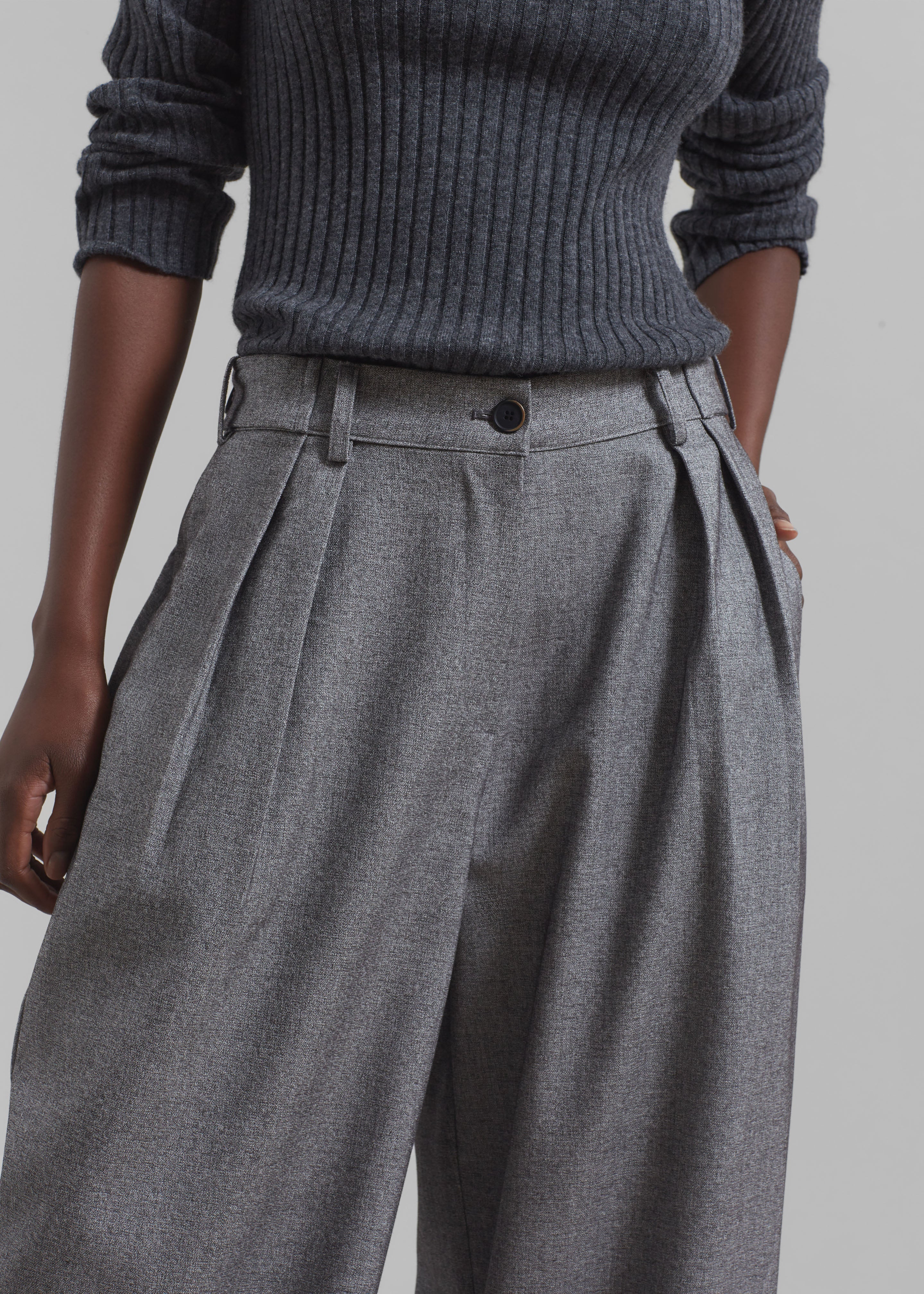 Casey Pleated Trousers - Grey - 4