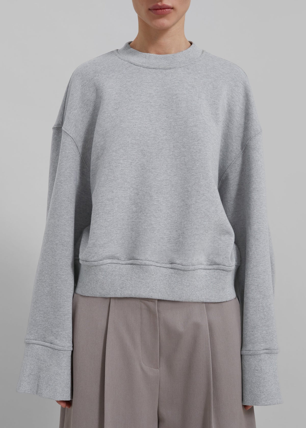 Clea Sweatshirt - Grey - 9