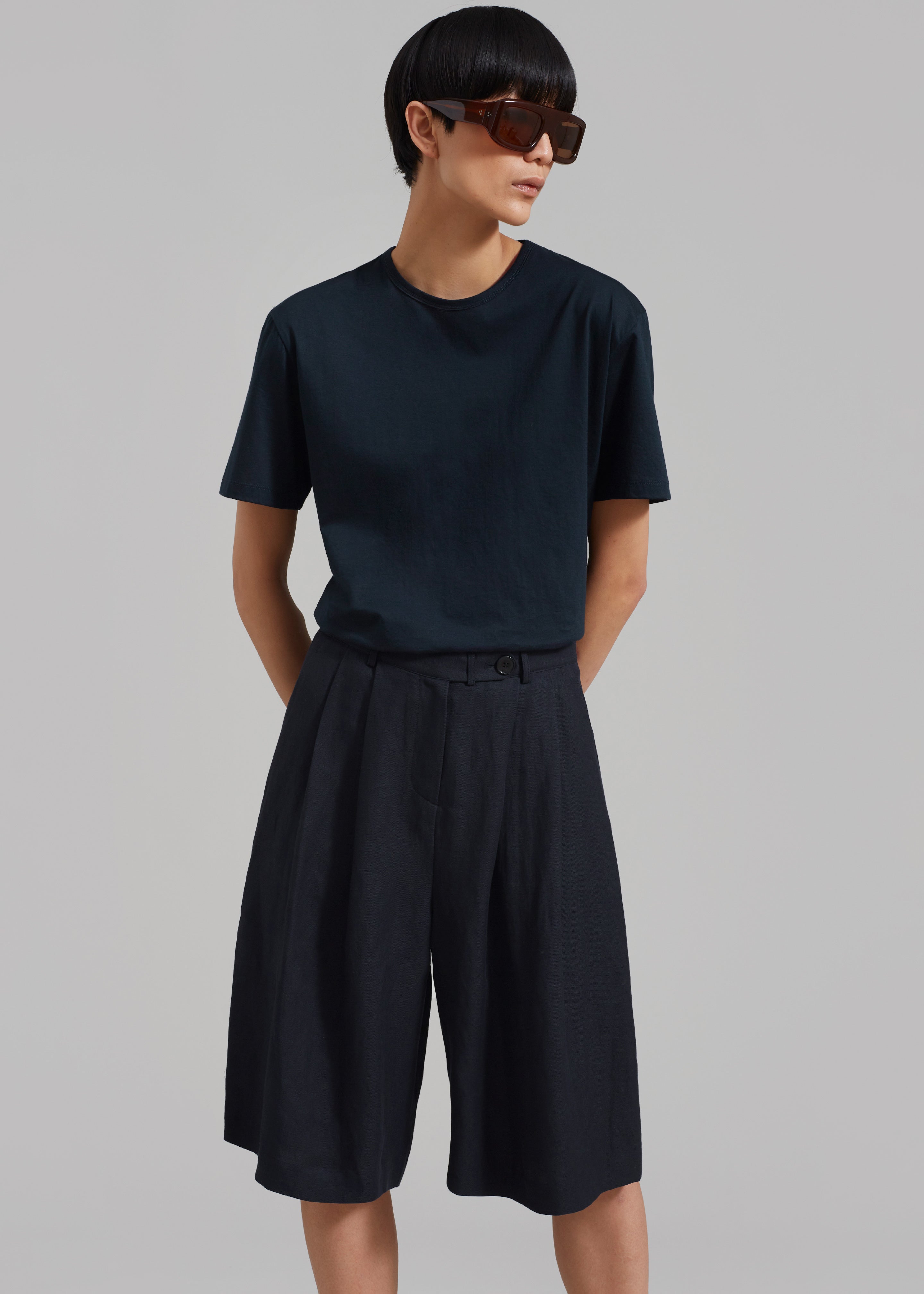 Connell Boxy Tee - Navy - 4