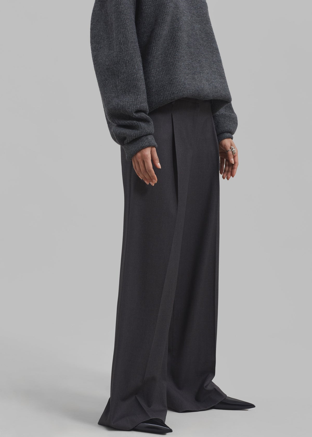 Dariel Pleated Trousers - Charcoal - 5