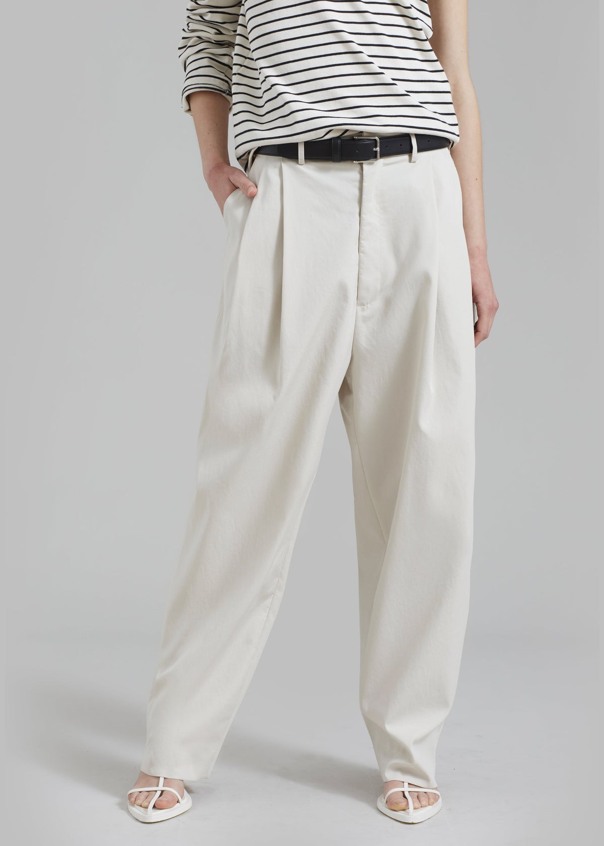 Effie Pleated Pants - Beige - 3
