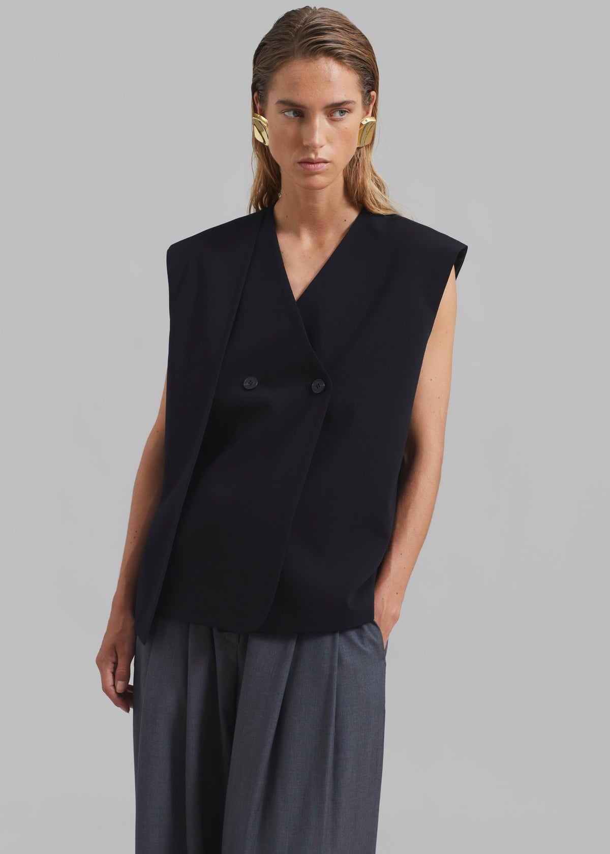 Elvie Vest - Black - 4