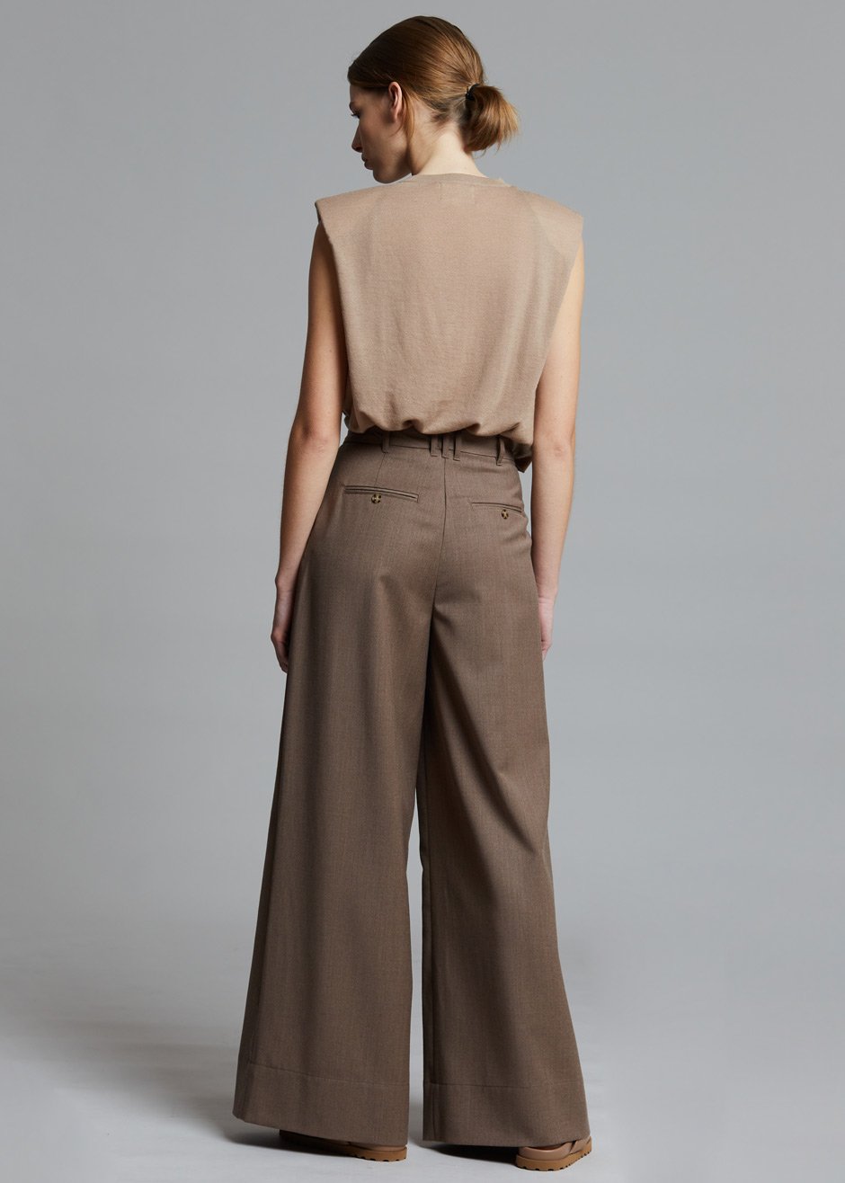 Equus Pants by The Garment in Taupe - 7