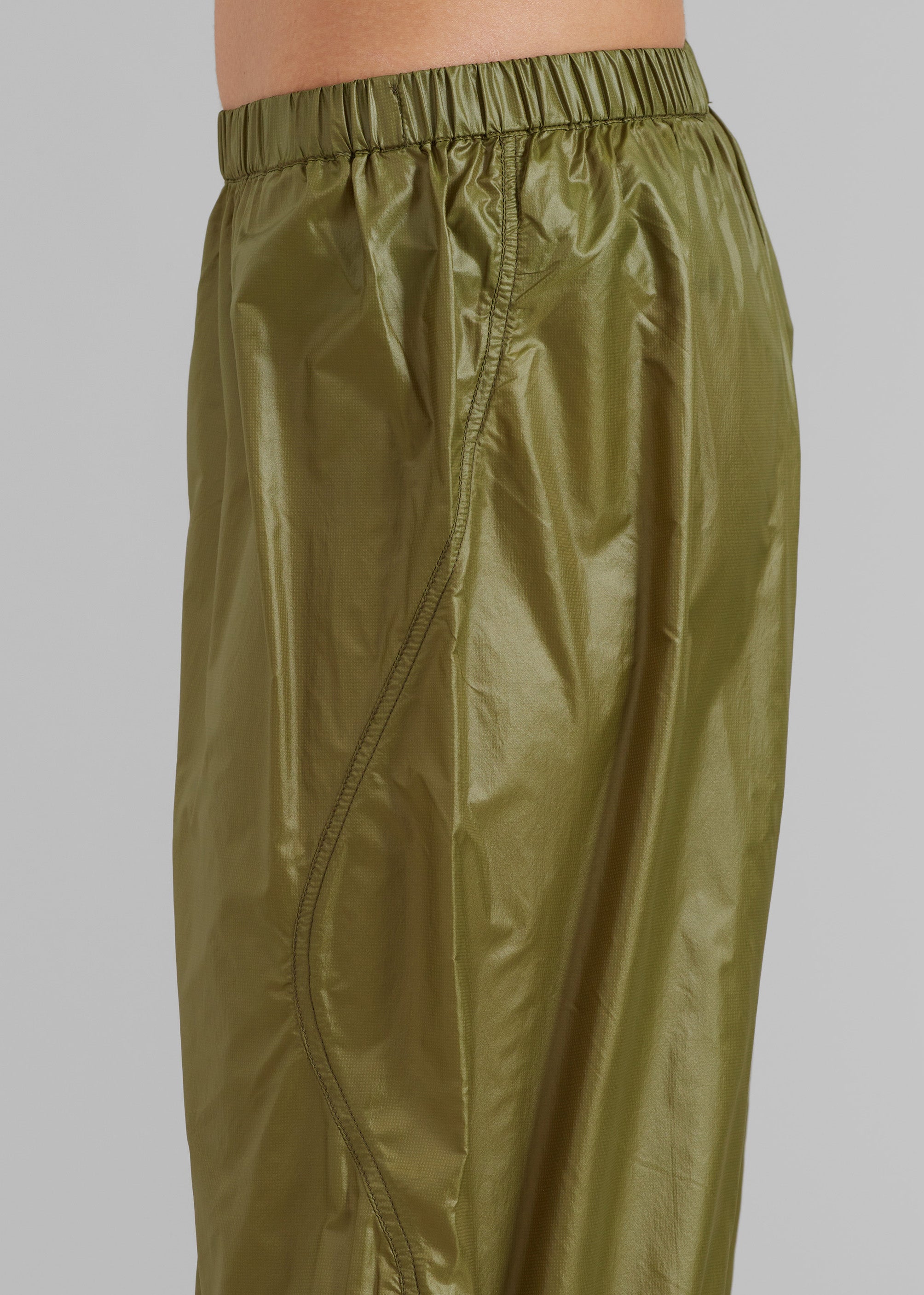 GANNI Shiny Quilt Elasticated Pants - Spaghnum - 6