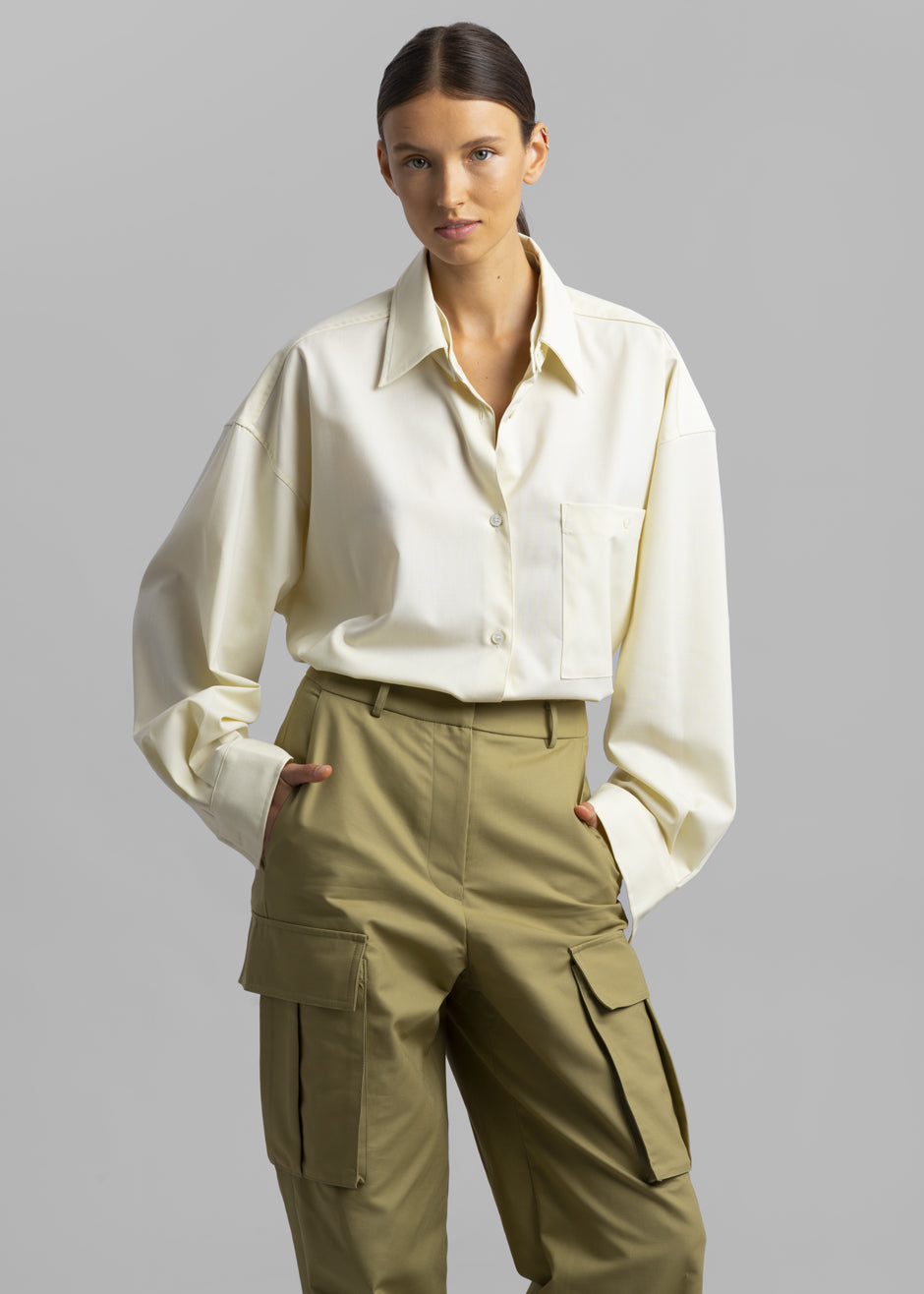 Khaki pants hot sale store