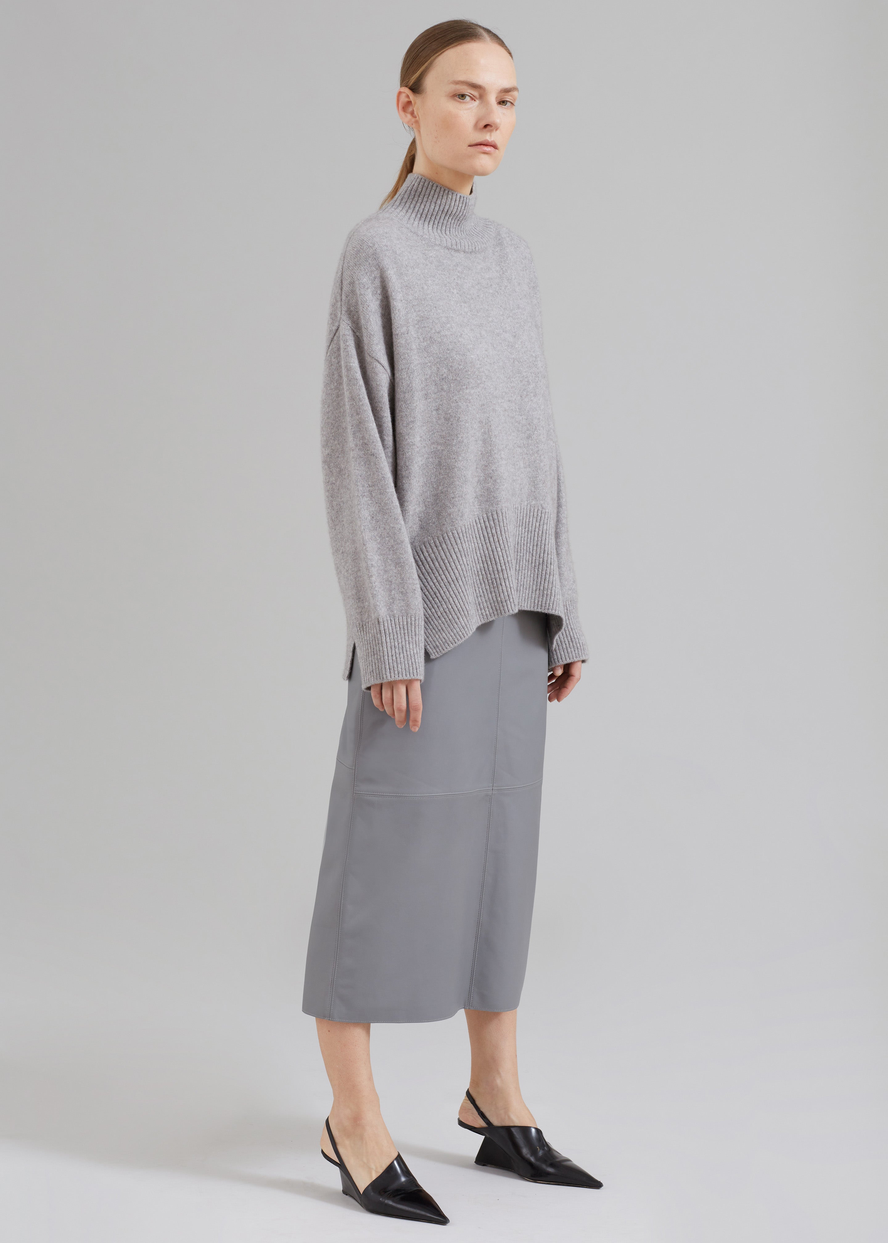 Heather grey pencil skirt hotsell