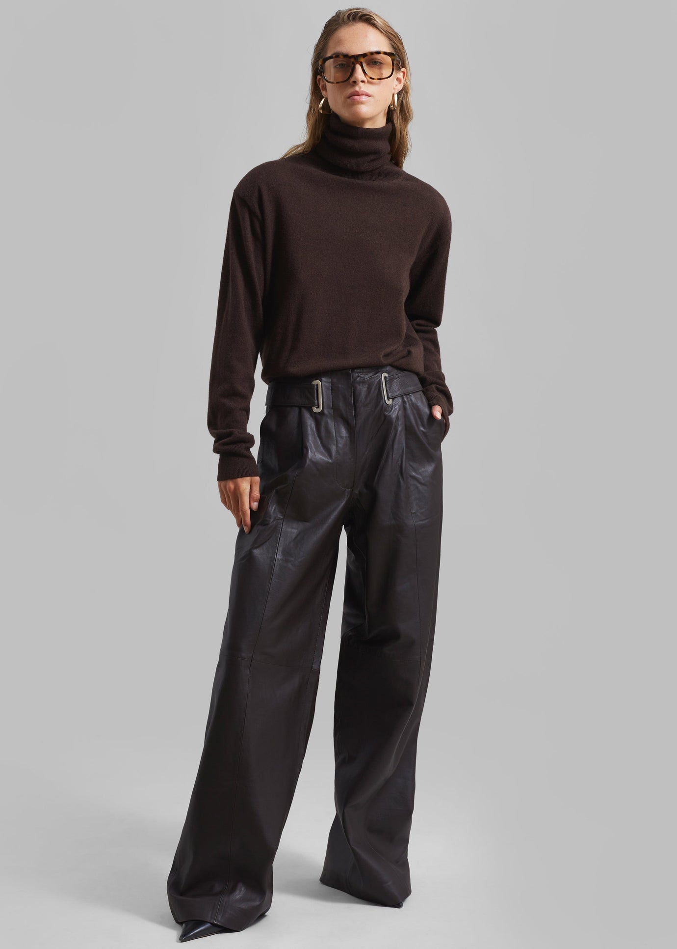 Ines Thin Padded Turtleneck - Brown - 1