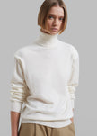 Ines Thin Padded Turtleneck - Ivory