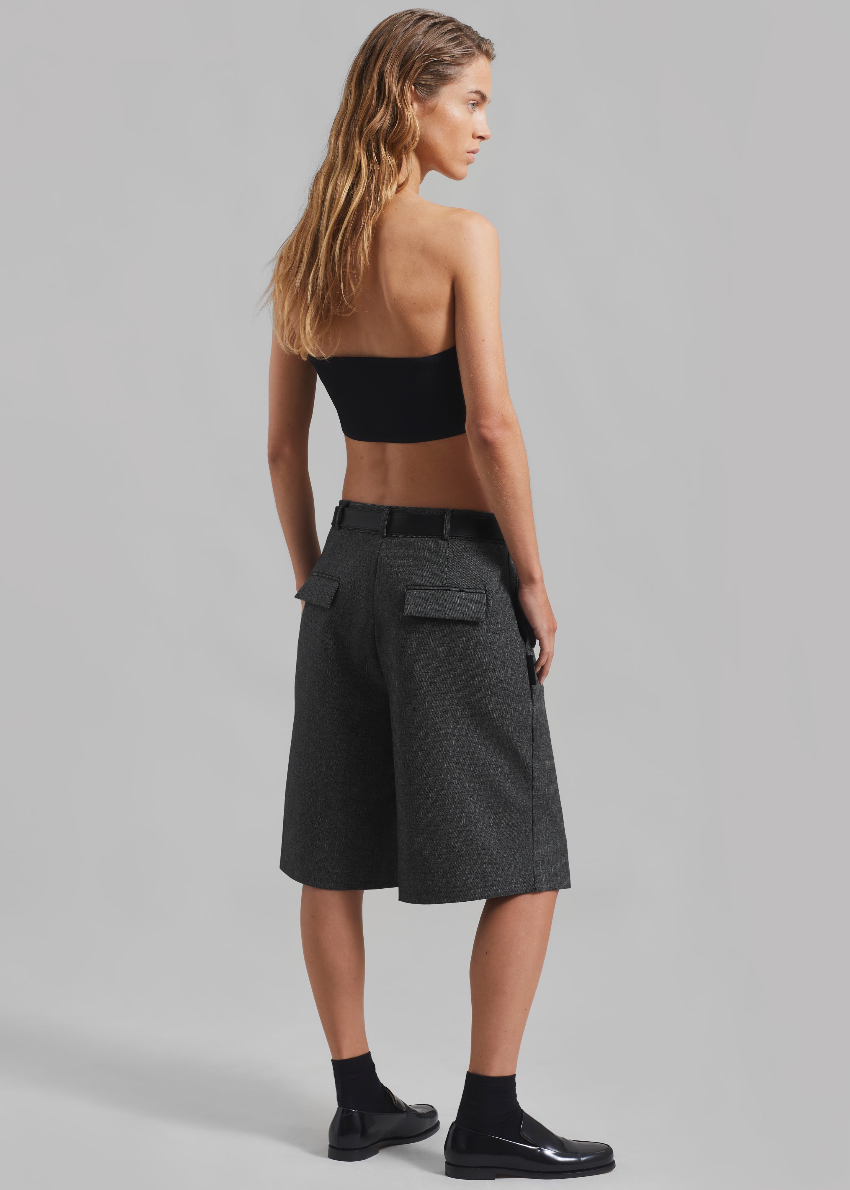 Isara Pleated Shorts - Dark Grey Melange - 10