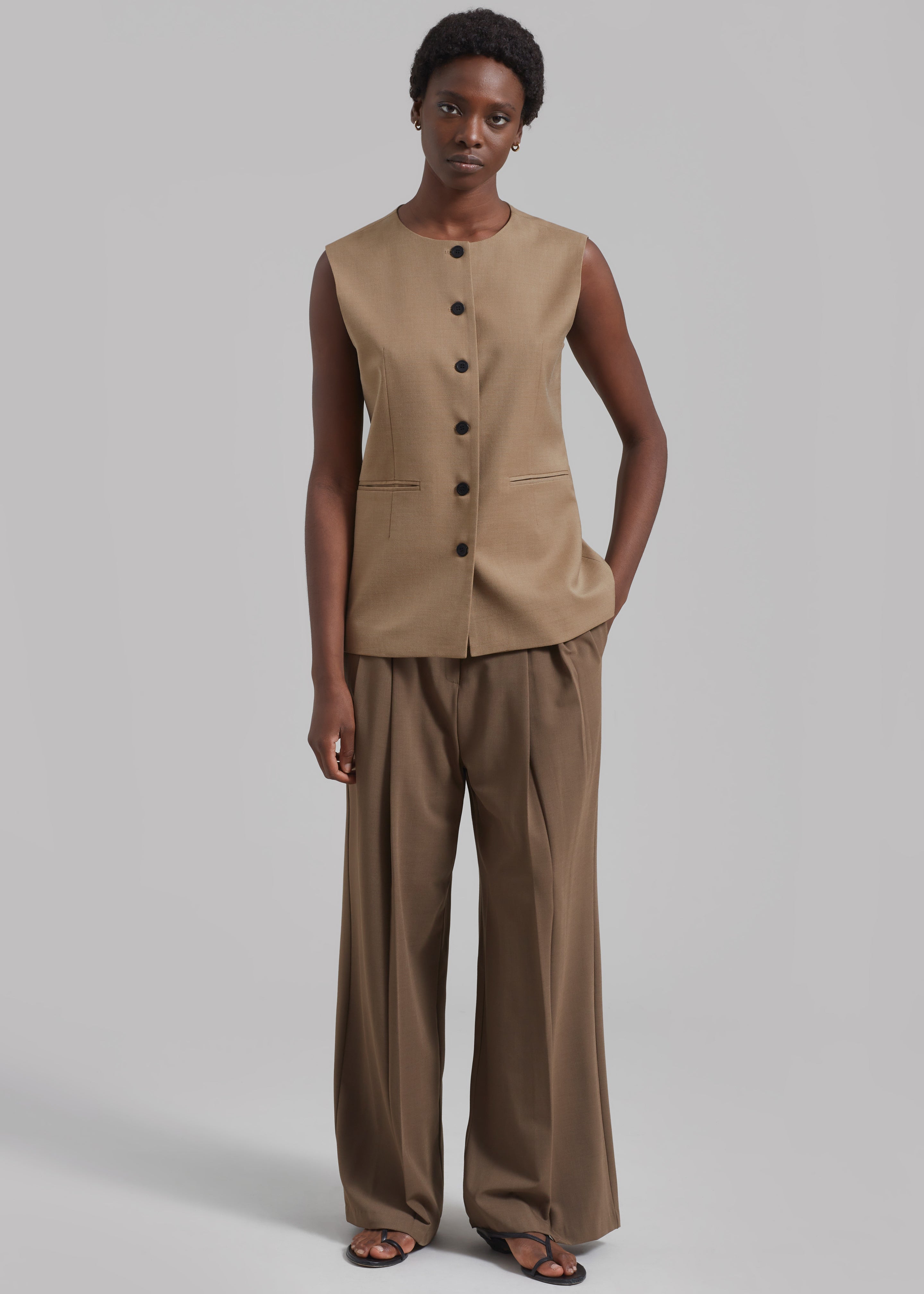 Jenni Vest - Brown - 3