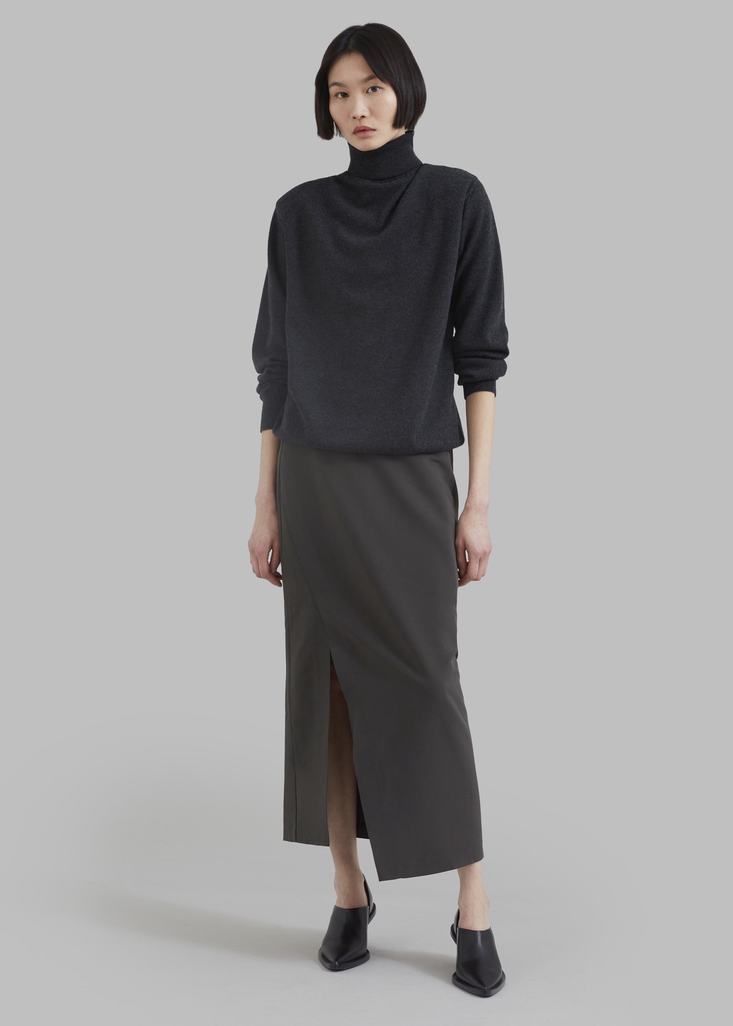 Joy Side Slit Midi Skirt - Charcoal – Frankie Shop Europe