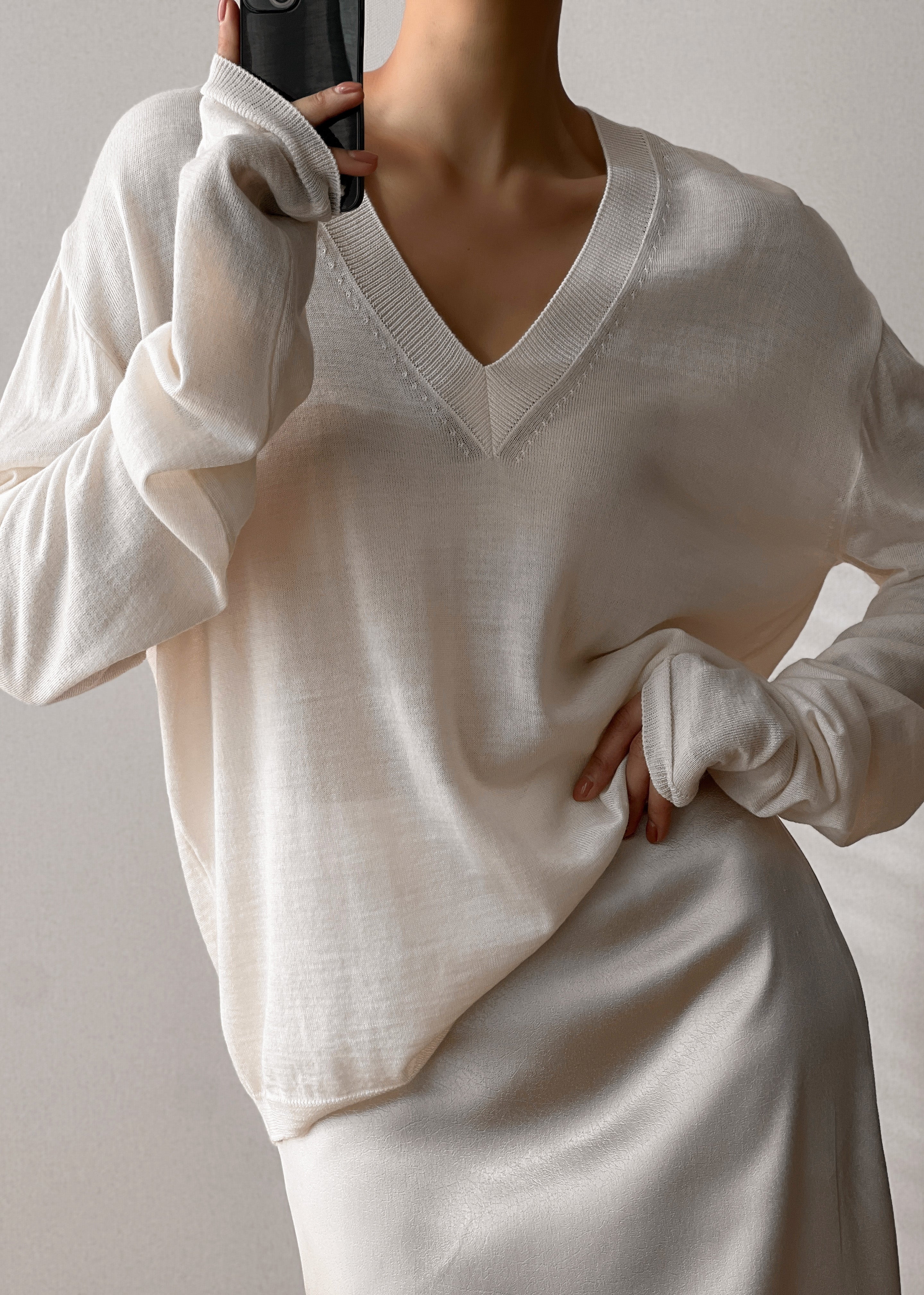 Juro V-Neck Knit - Cream - 2