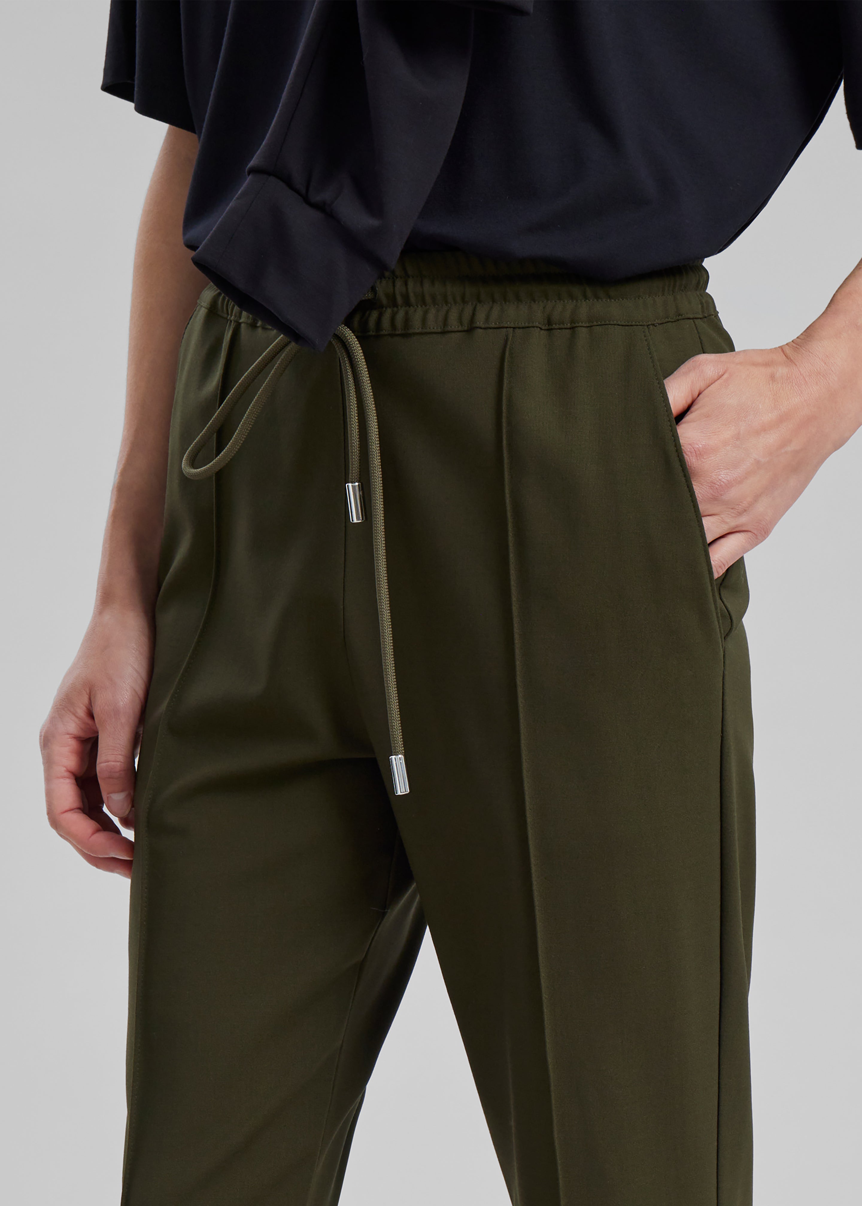 JW Anderson Drawstring Waist Tailored Trousers - Olive – Frankie 