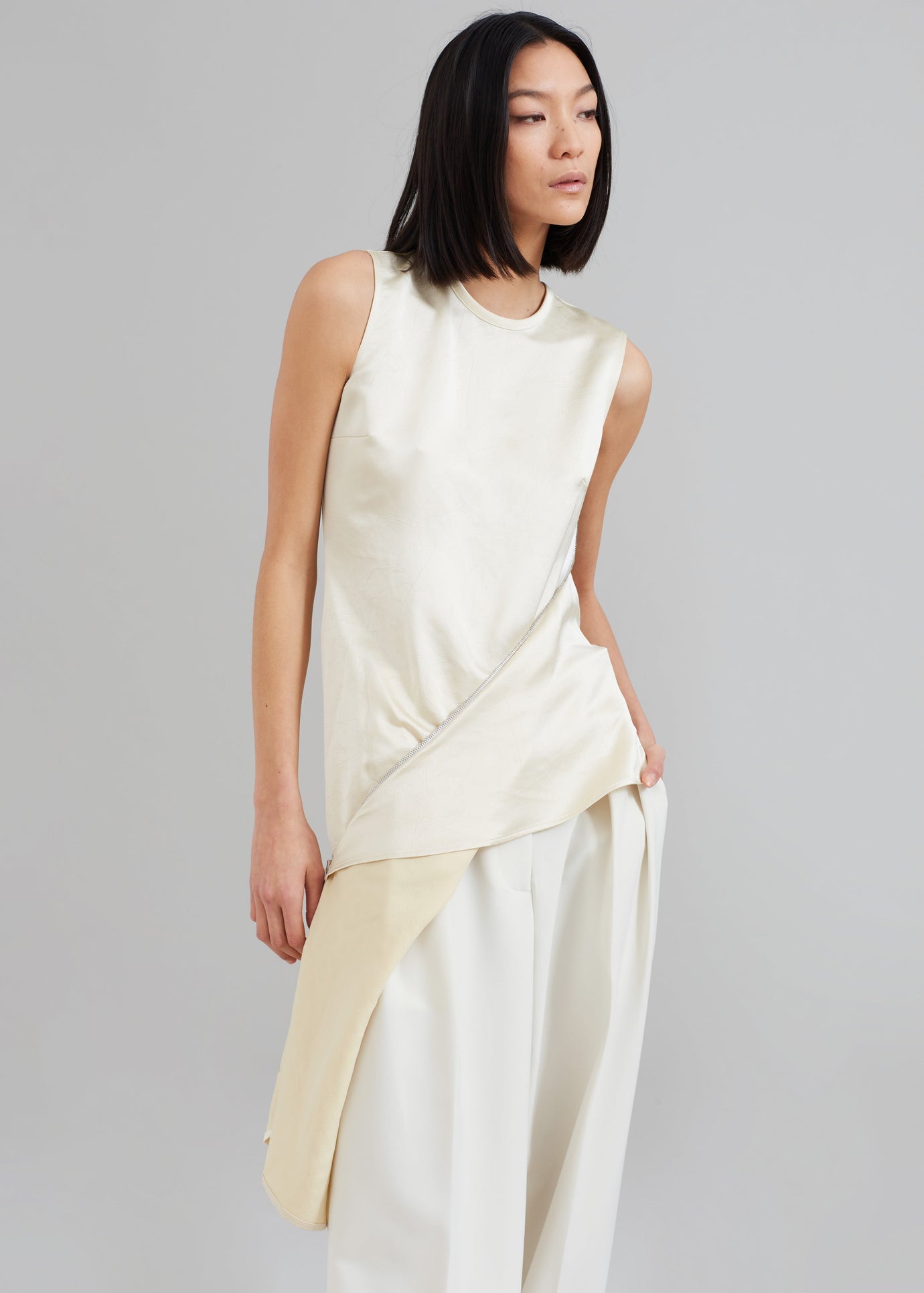 JW Anderson Zip Detail Sleeveless Top - Off White - 1