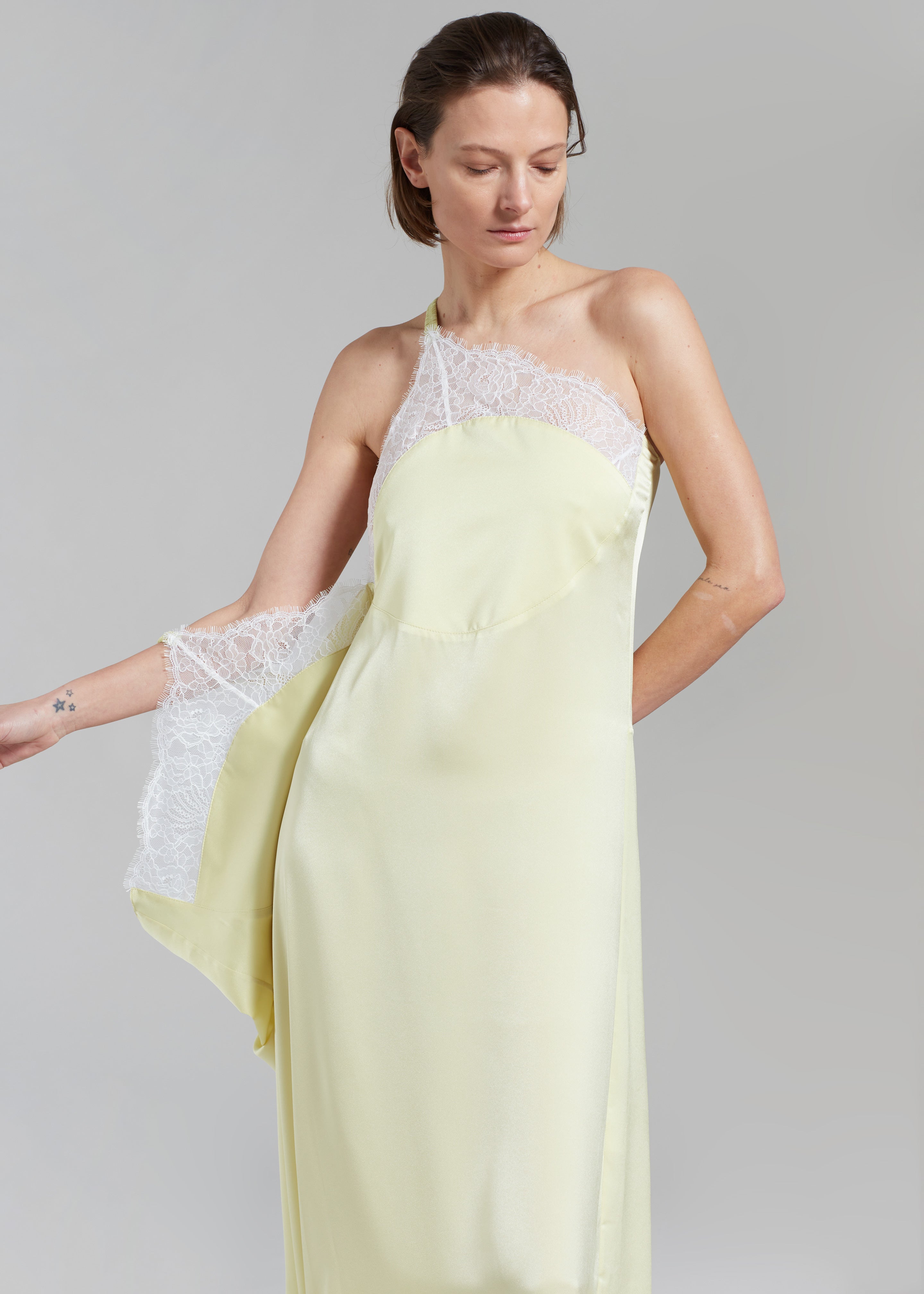 JW Anderson One Shoulder Asymmetric Lace Slip Dress - Pale Yellow - 1