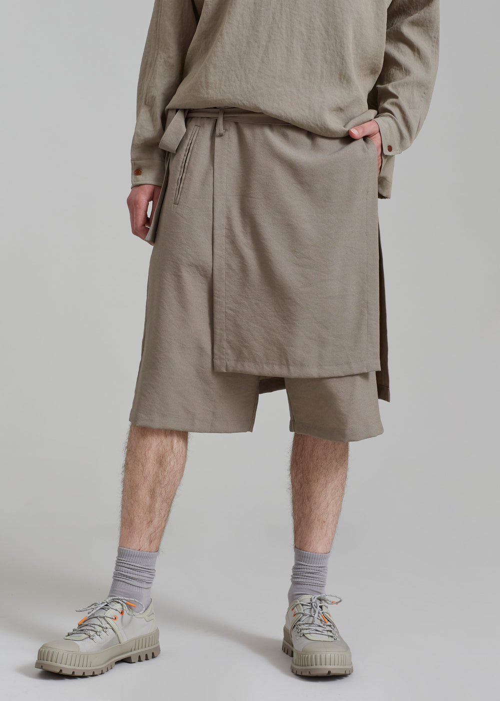 Keanu Light Wrap Shorts - Olive