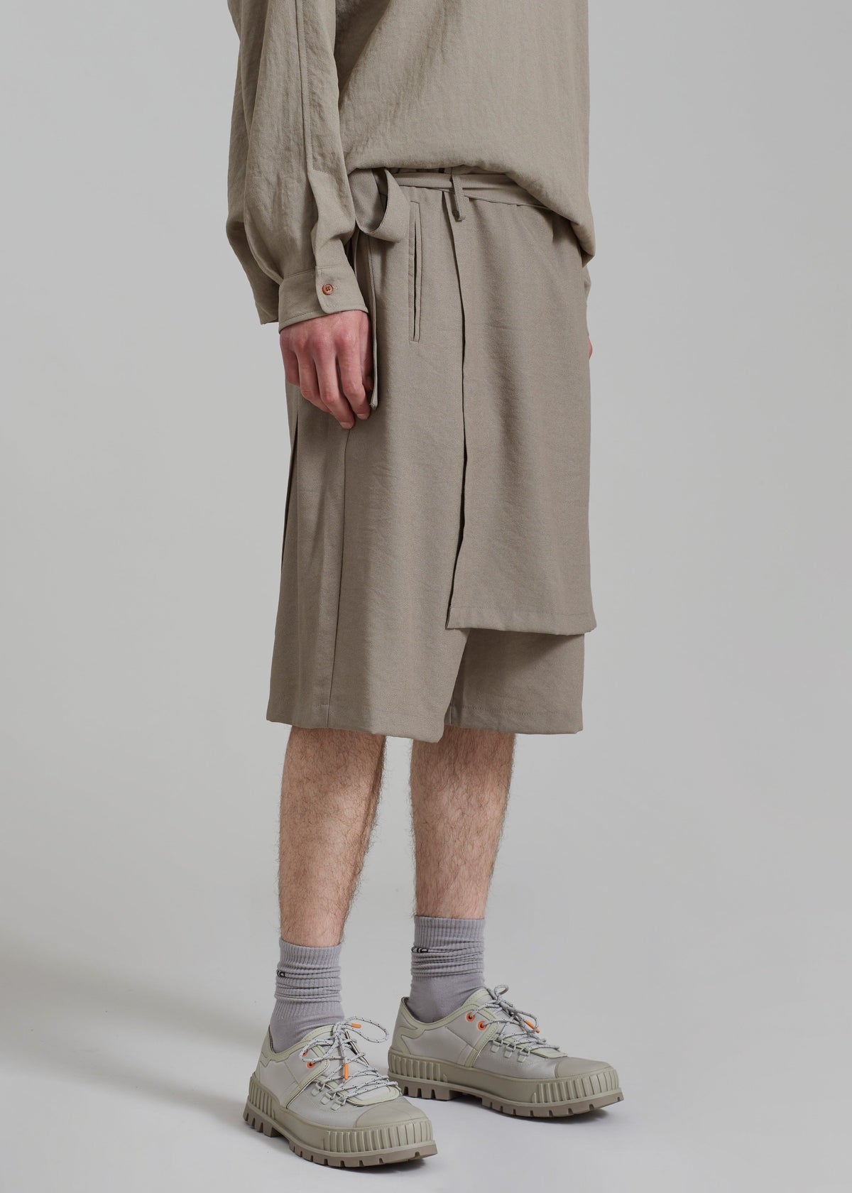 Keanu Light Wrap Shorts - Olive - 4