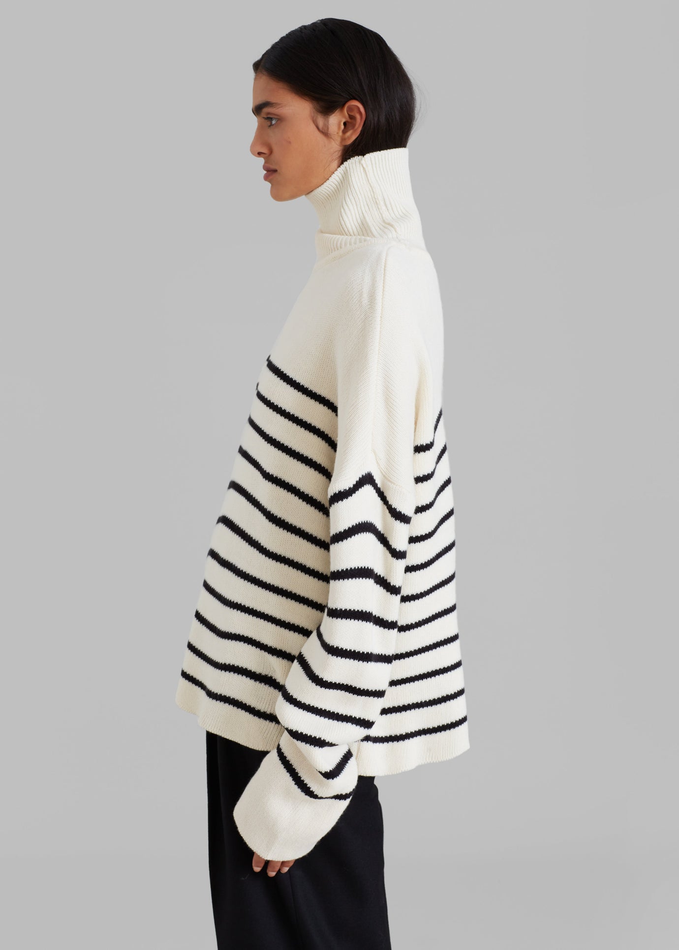 Kyo Turtleneck Sweater - Black Stripe