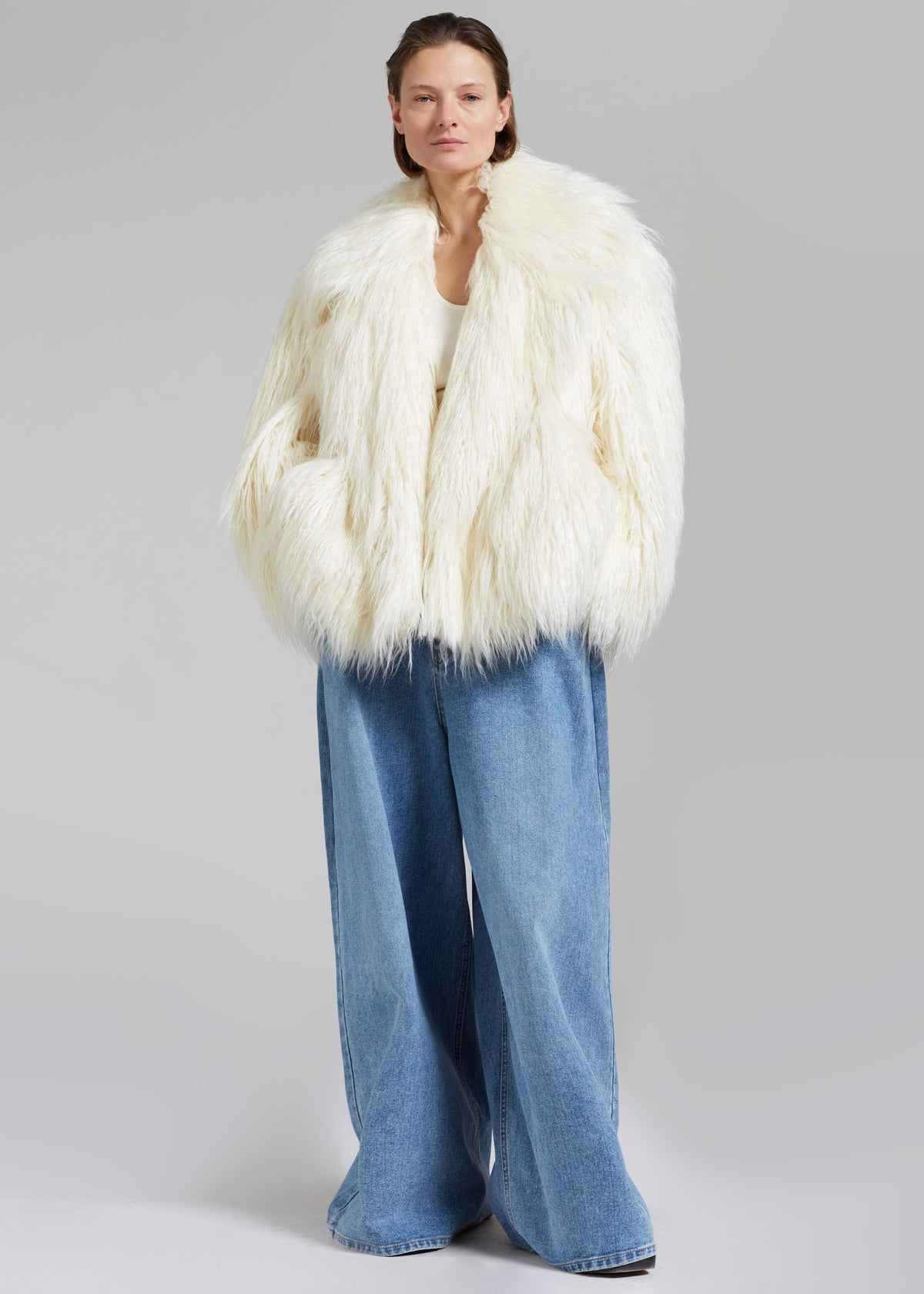 Liza Short Faux Fur Coat - Off White - 5