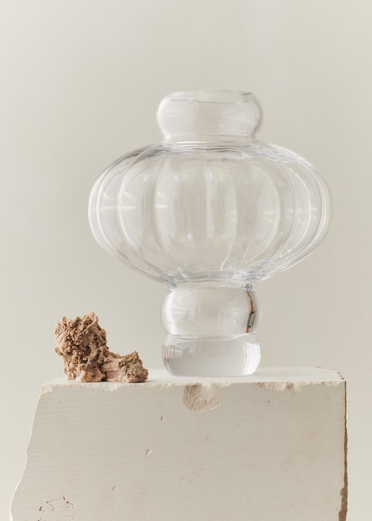 Louise Roe Glass Balloon Vase 02 - Clear - 5