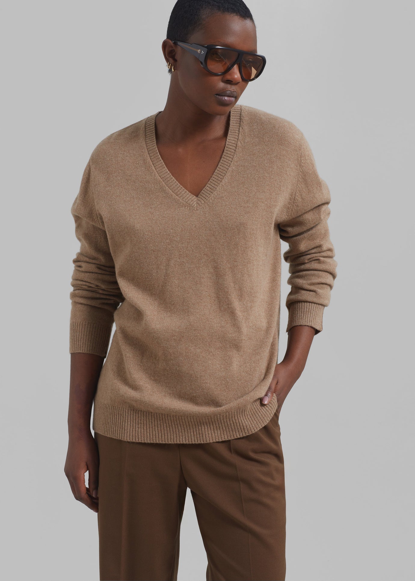 Loulou Studio Serafini V Neck Cashmere Sweater - Sand Melange