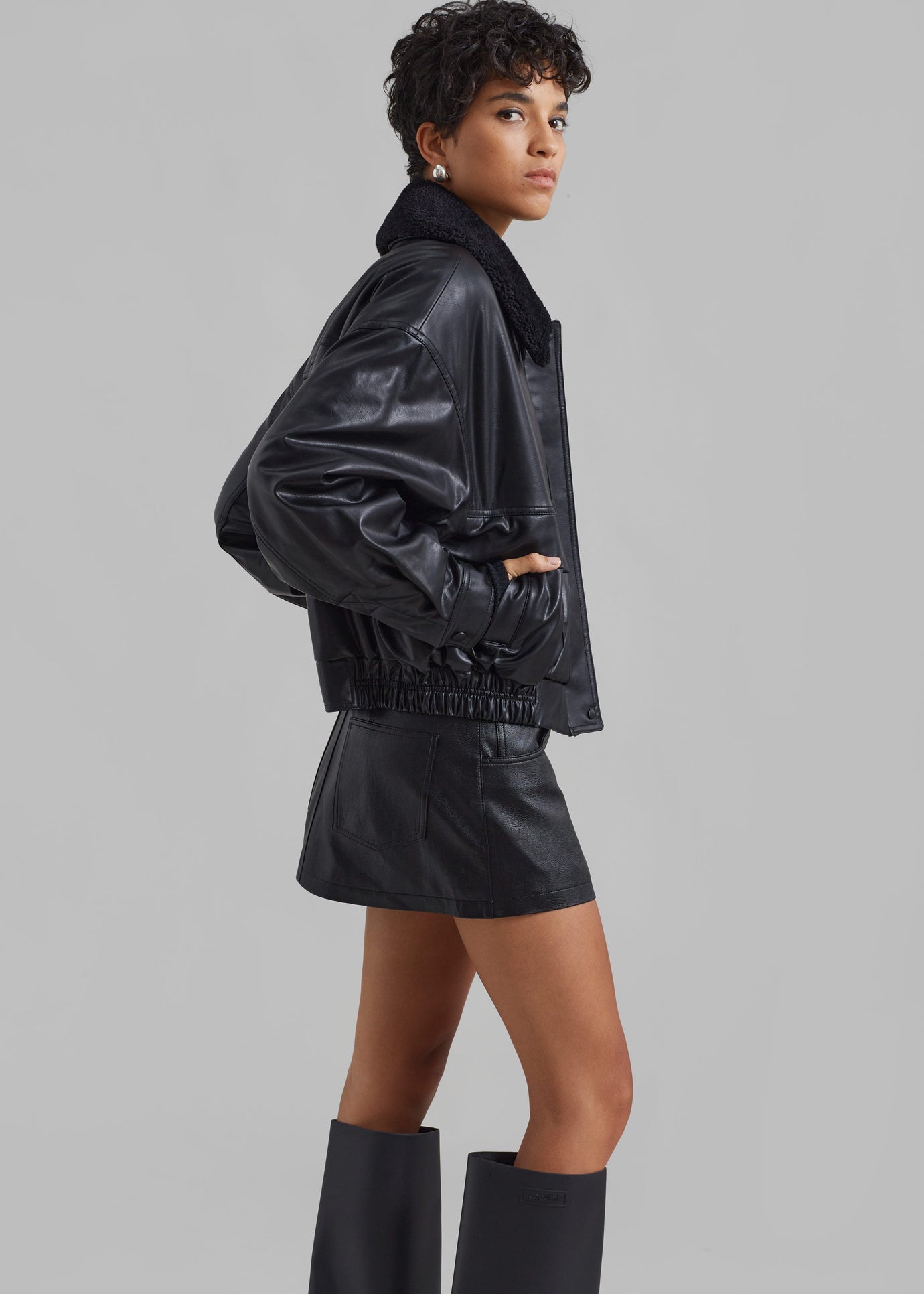 Low Classic Faux Leather Short Jacket - Black - 1