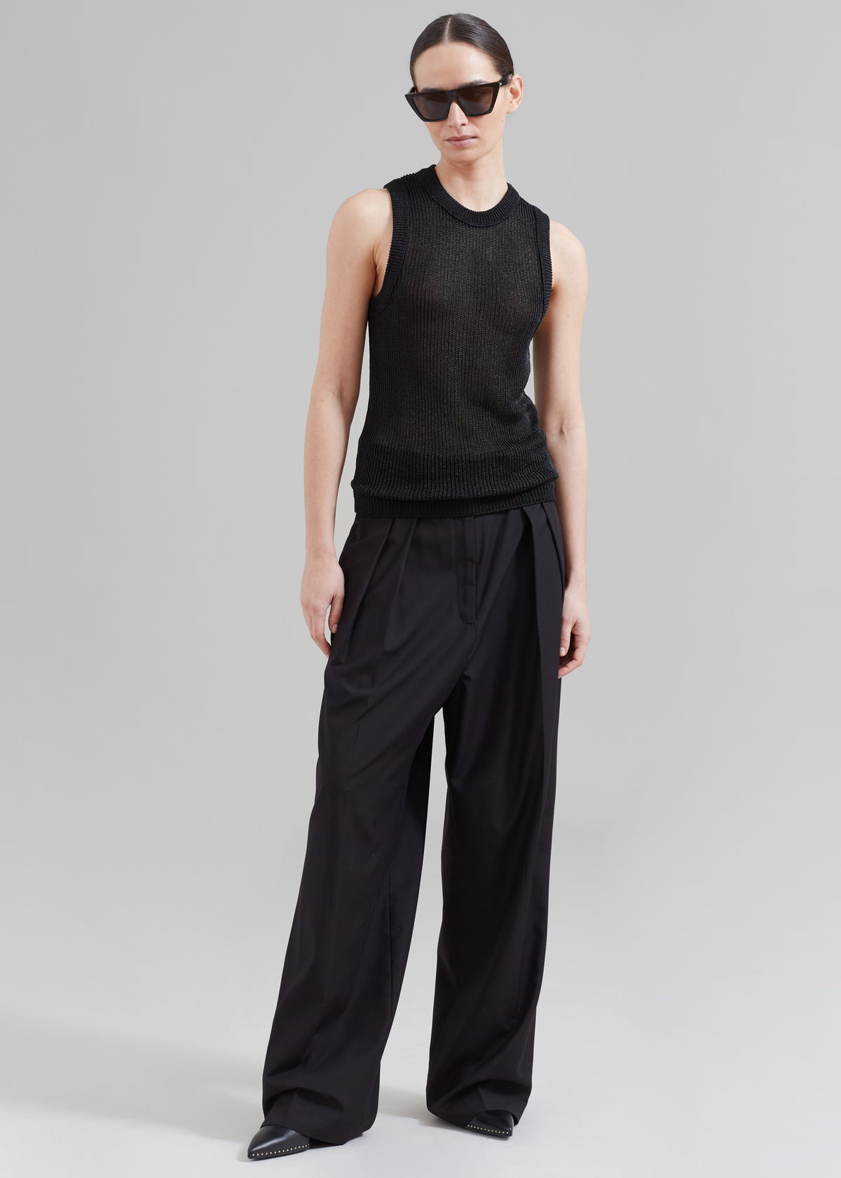 Low Classic Resort Sleeveless Top - Black - 1