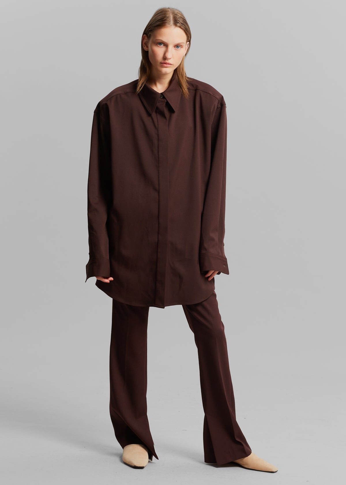 Lio Detachable Padded Shoulder Shirt - Chocolate - 2