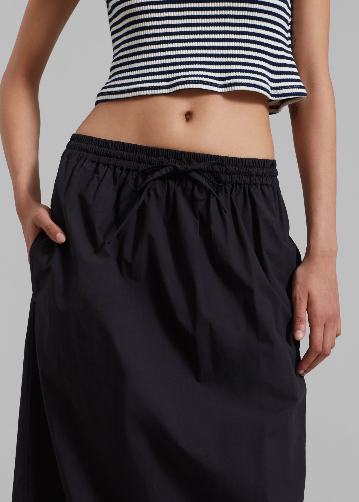 Matteau Relaxed Drawcord Skirt - Black - 5
