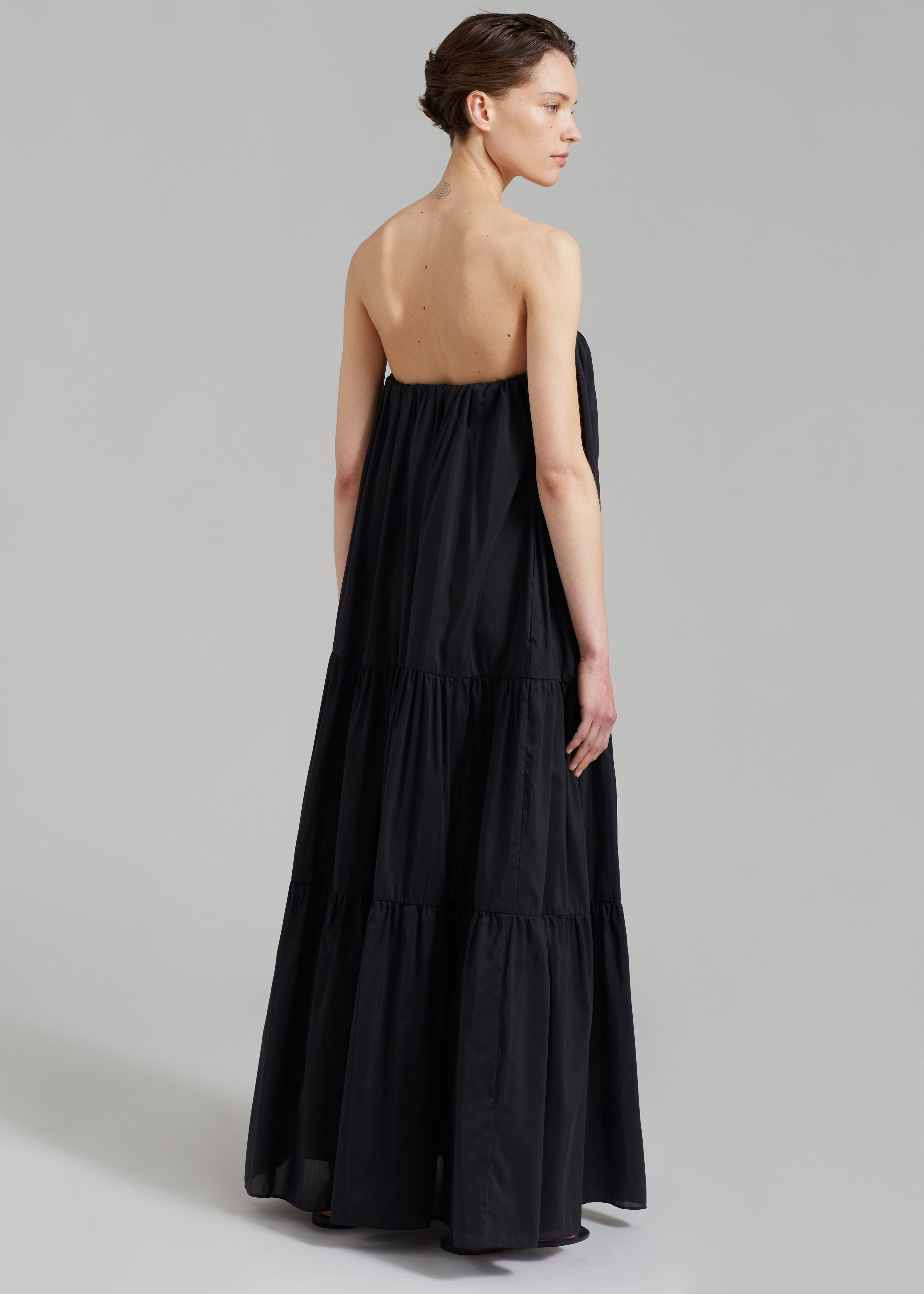 Matteau Voluminous Strapless Tiered Dress - Black - 6