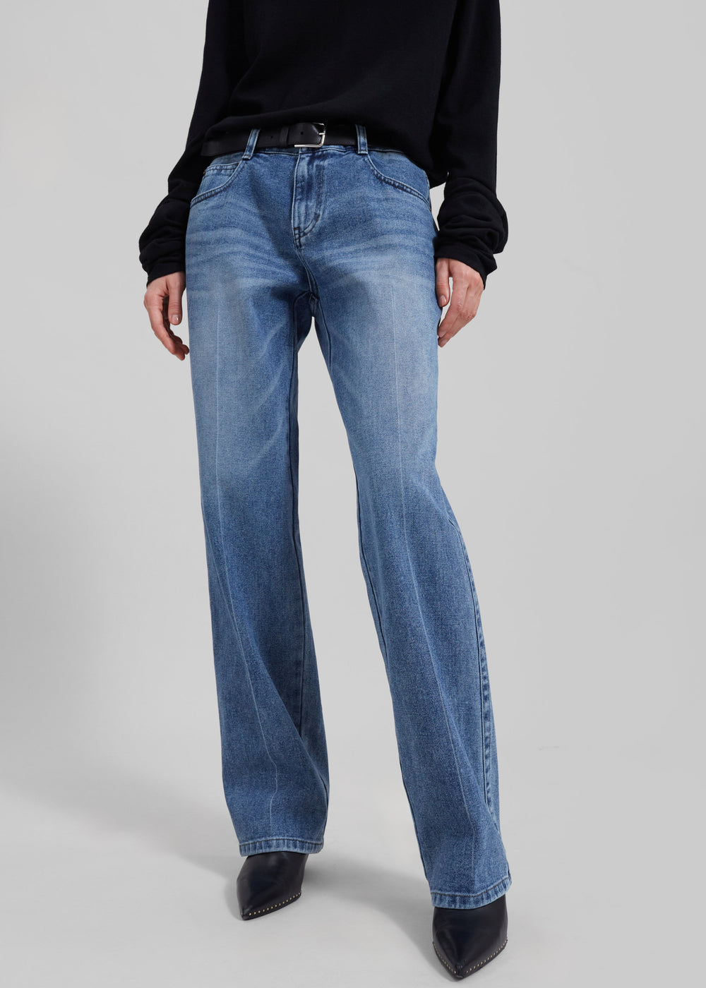 Montrose Straight Leg Jeans - Blue Wash